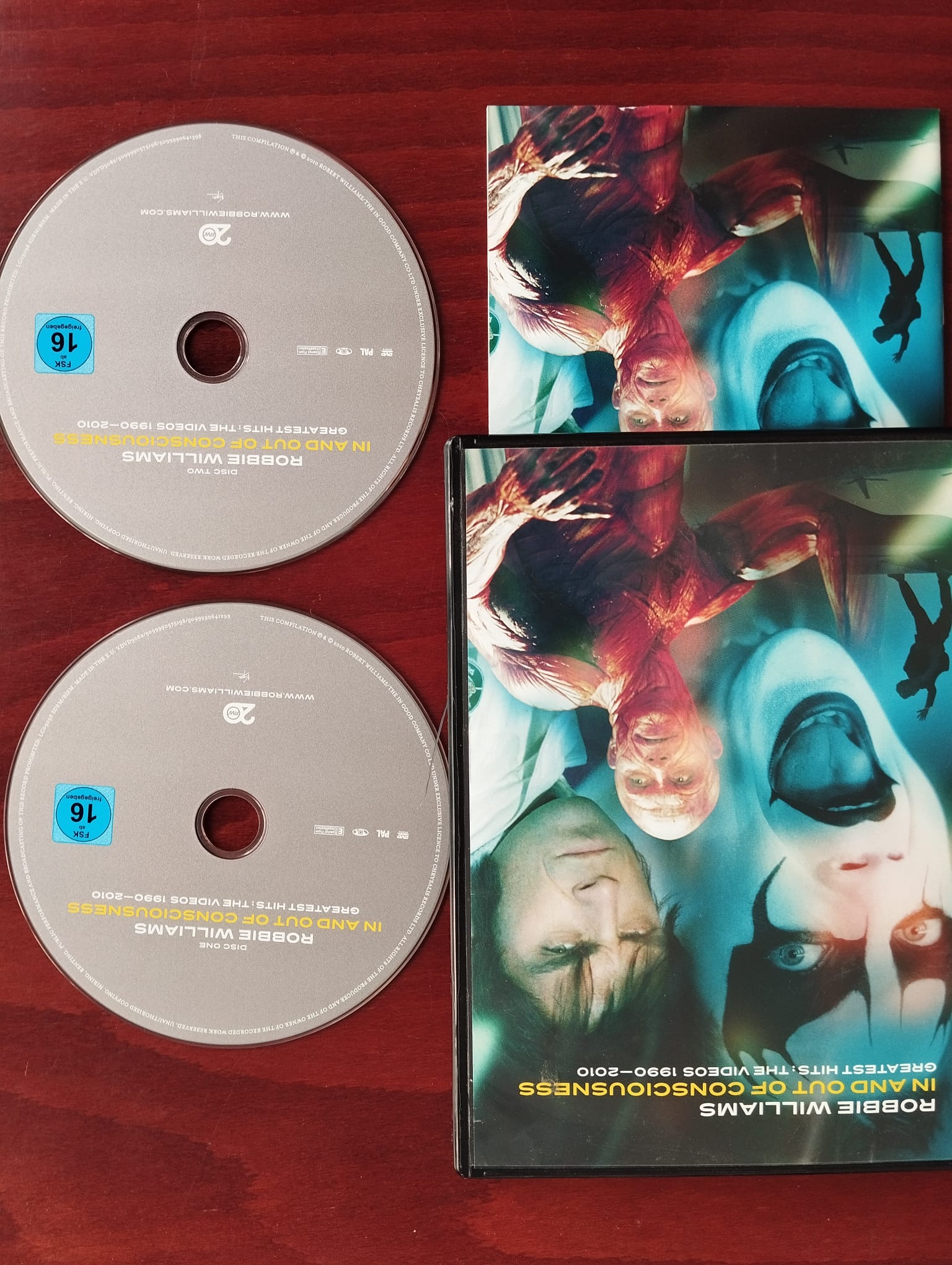 Robbie Williams – In And Out Of Consciousness Greatest Hits:1990 - 2010‎ - 2xDVD Video-2.el