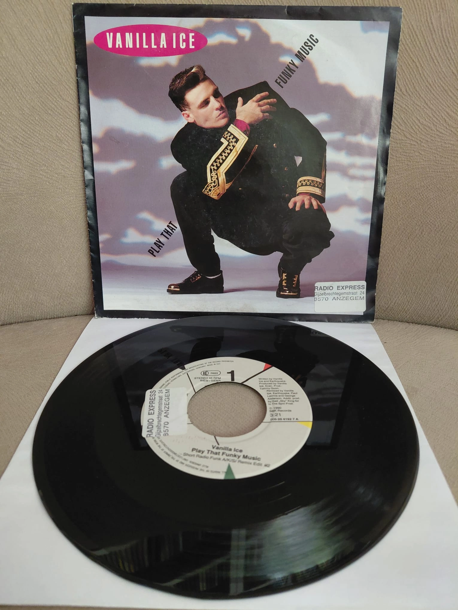 Vanilla Ice – Play That Funky Music - 1990 Avrupa Basım 45’lik Plak