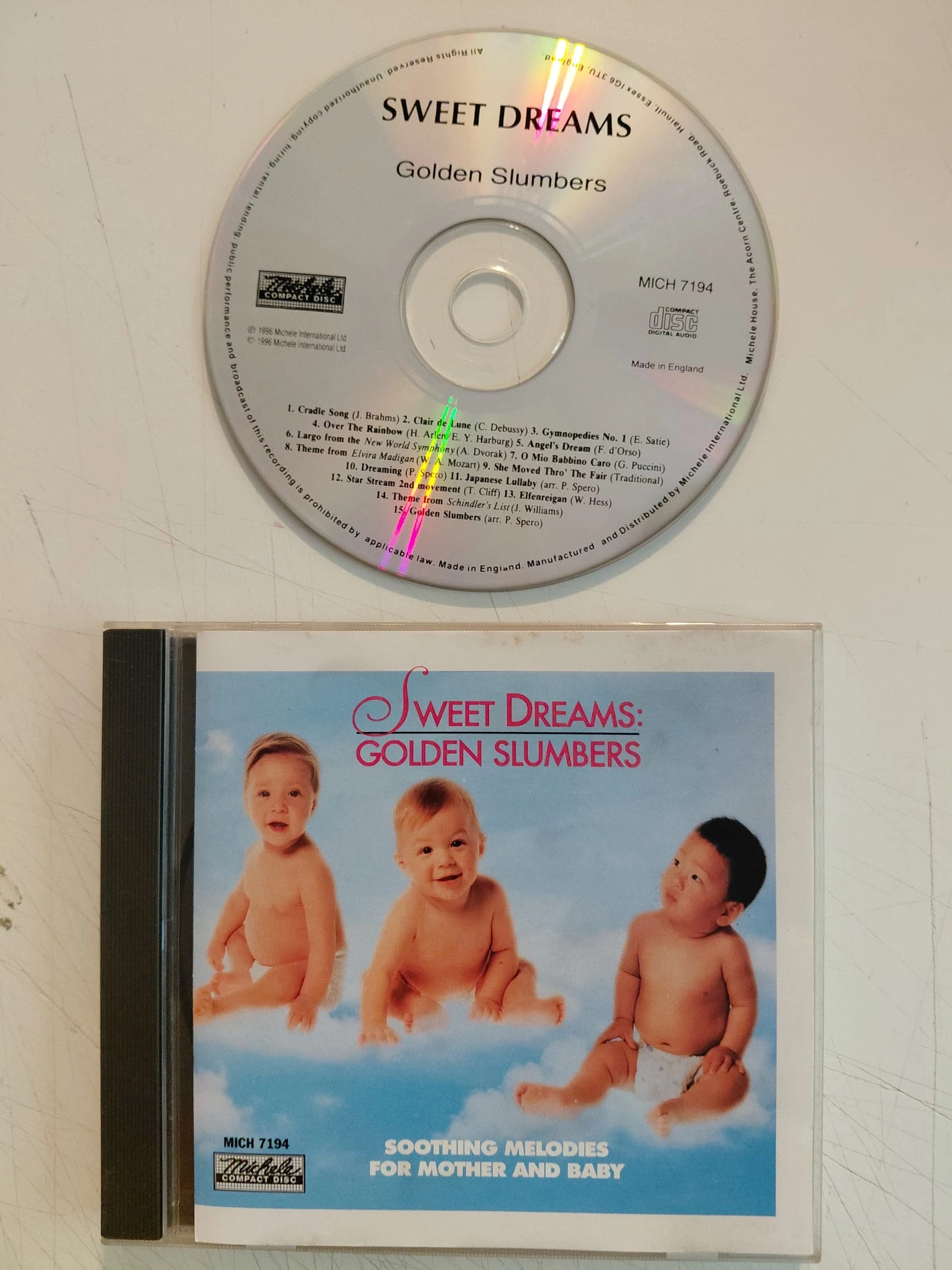 Sweet Dreams: Golden Slumbers  - 1996  İngiltere Basım  CD Albüm-2.el