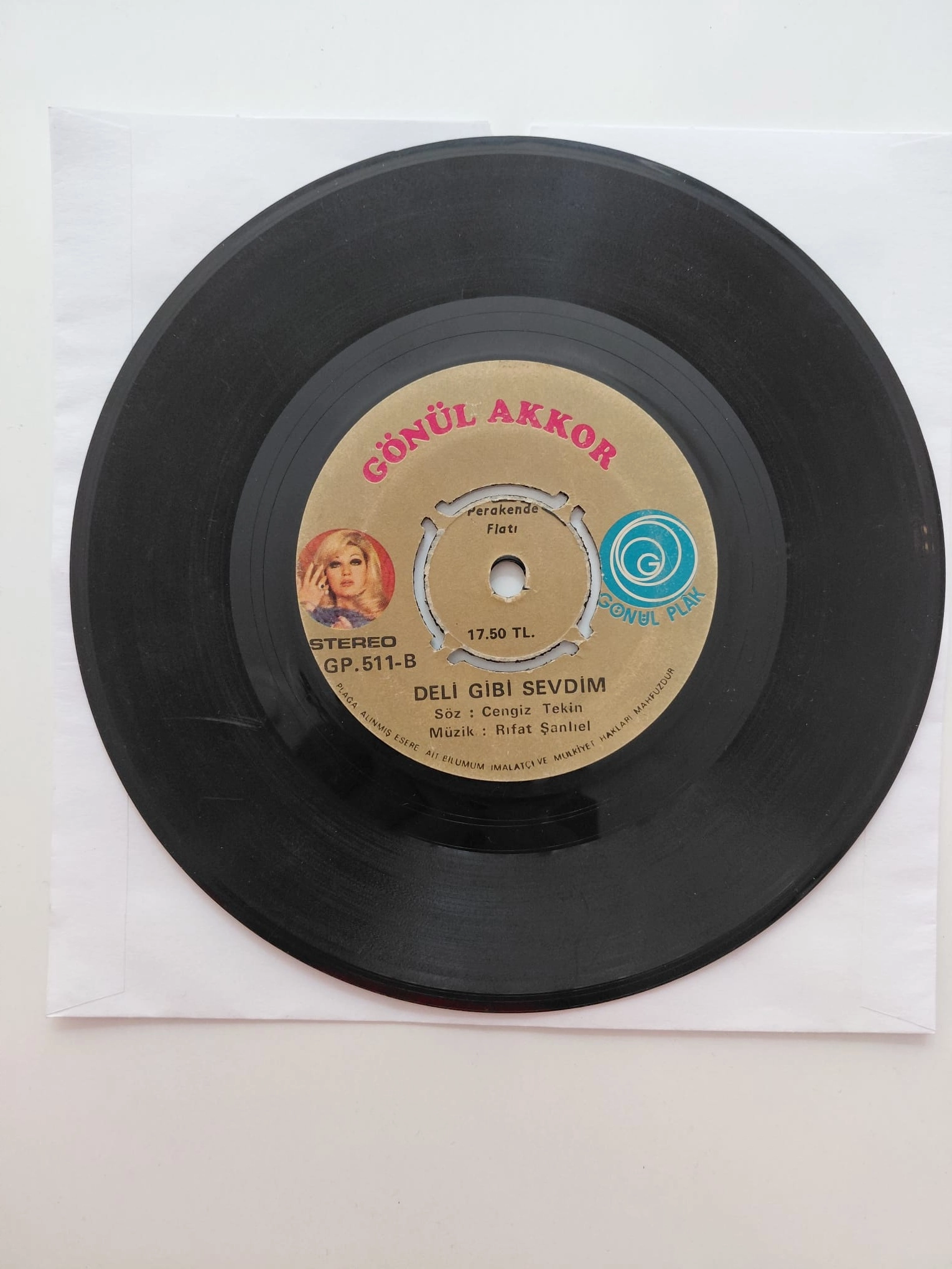 Gönül Akkor - Deli Deli / Deli Gibi Sevdim -  1975 Türkiye Basım  45 lik Plak
