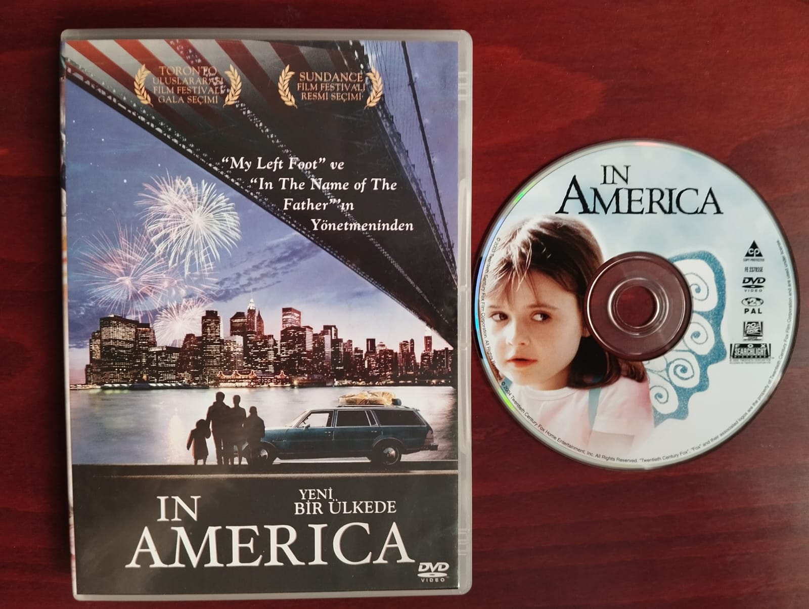 YENİ BİR ÜLKEDE  ( IN AMERICA ) - BİR JIM SHERIDAN FİLMİ  - DVD FİLM -2.EL