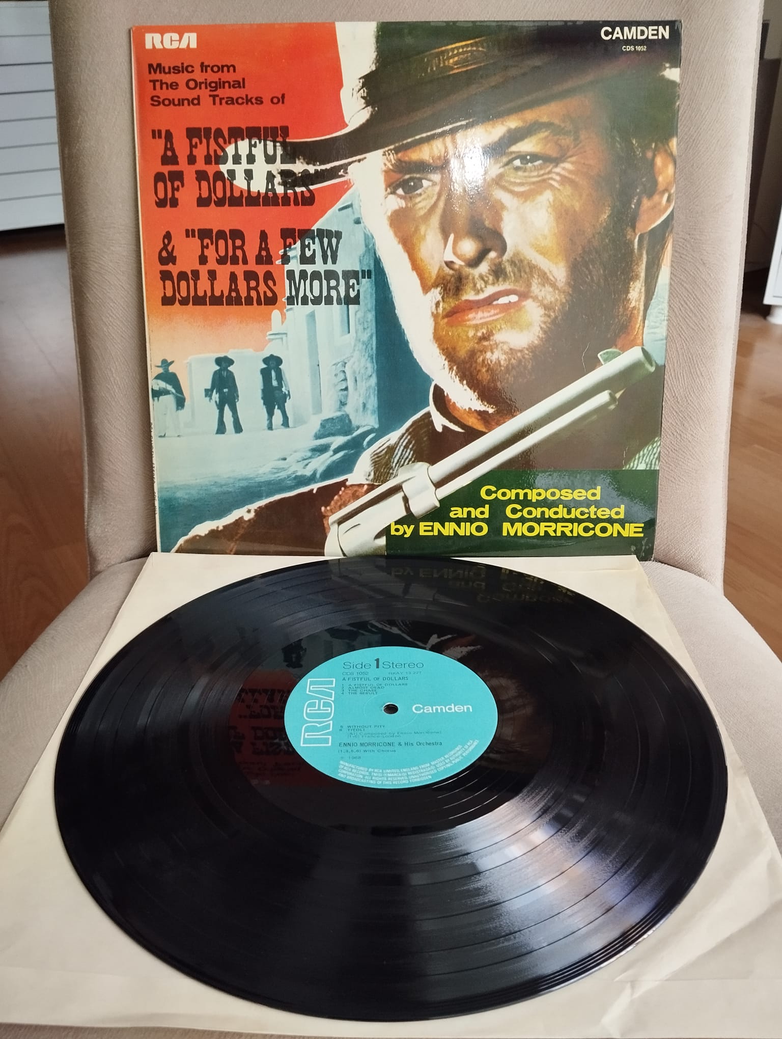 ’’A Fistful Of Dollars’’ & ’’For A Few Dollars More’’(Soundtrack) - 1968 İngiltere Basım LP Plak