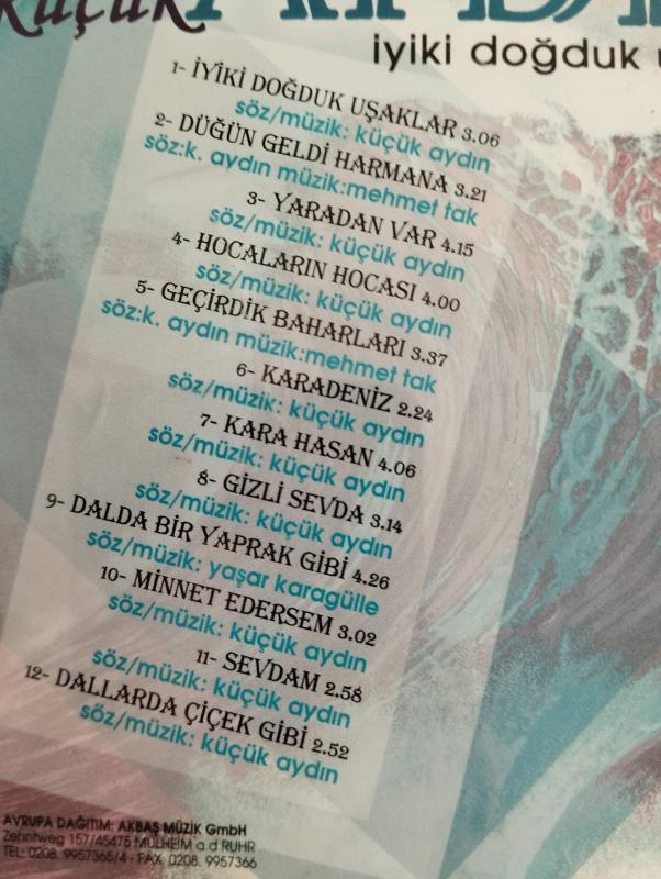 Küçük Aydın / İyi ki doğduk uşaklar  -  Türkiye Basım - 2. El CD Albüm