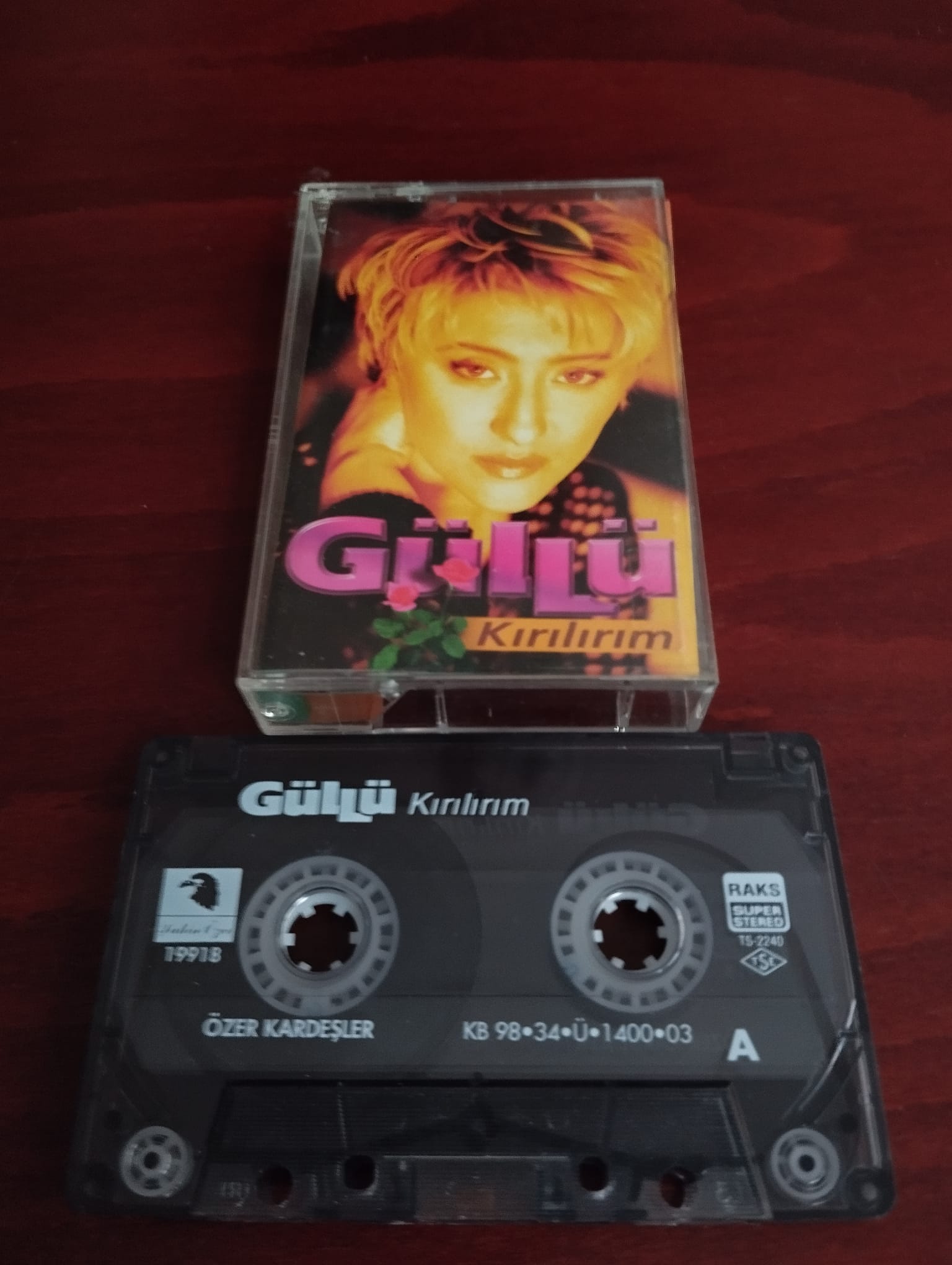 Güllü – Kırılırım - 1998 Türkiye Basım Kaset Albüm-2.EL