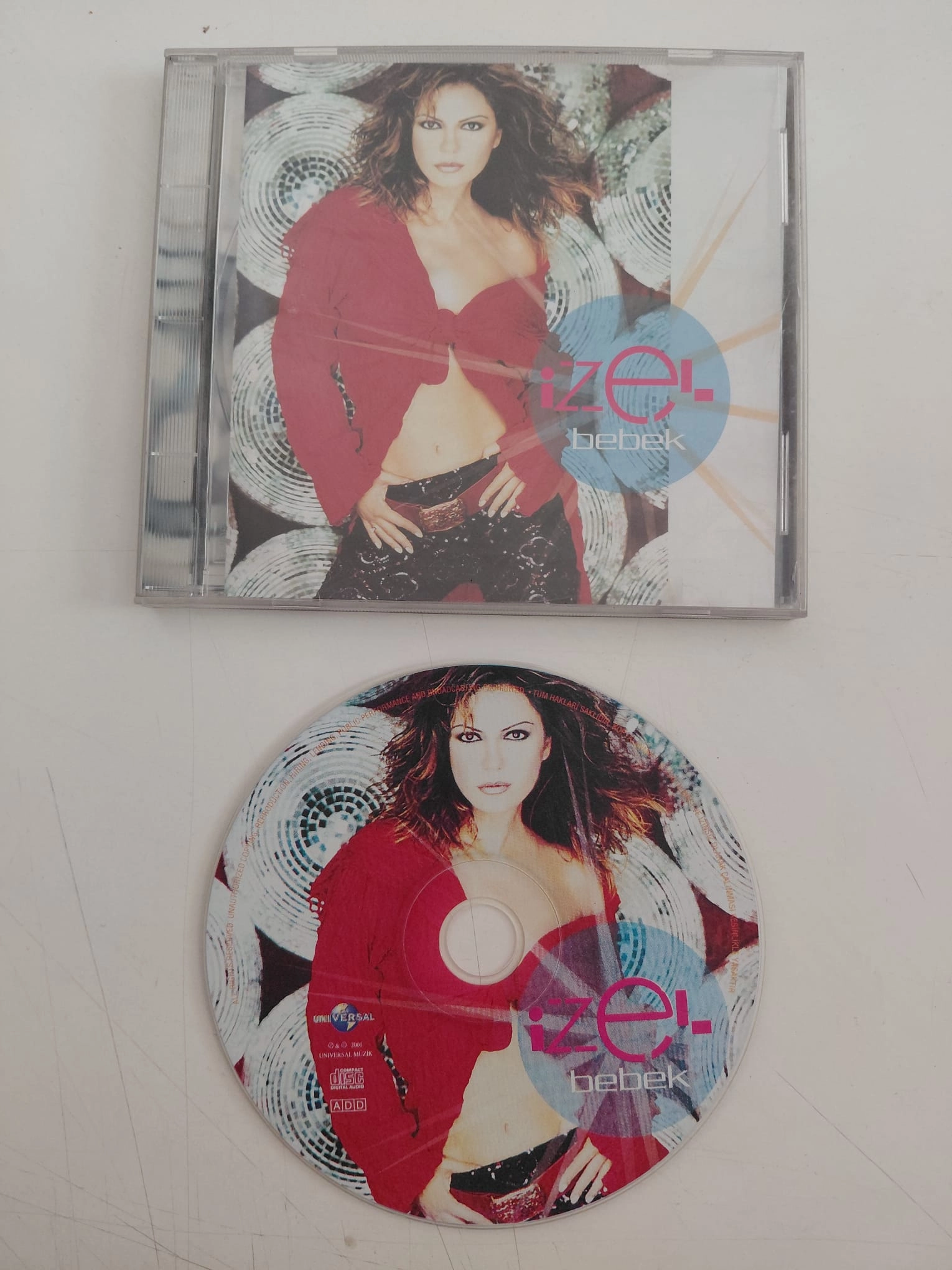 İzel – Bebek - 2001  Türkiye  Basım - CD Albüm-2.el