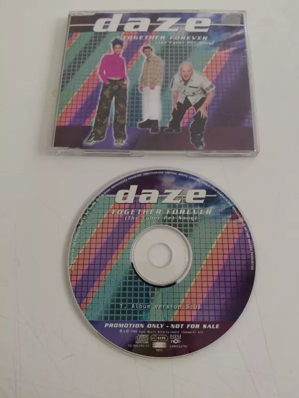 Daze – Together Forever (The Cyber Pet Song)  - 1998  Danimarka Basım -  CD, Single-2.el