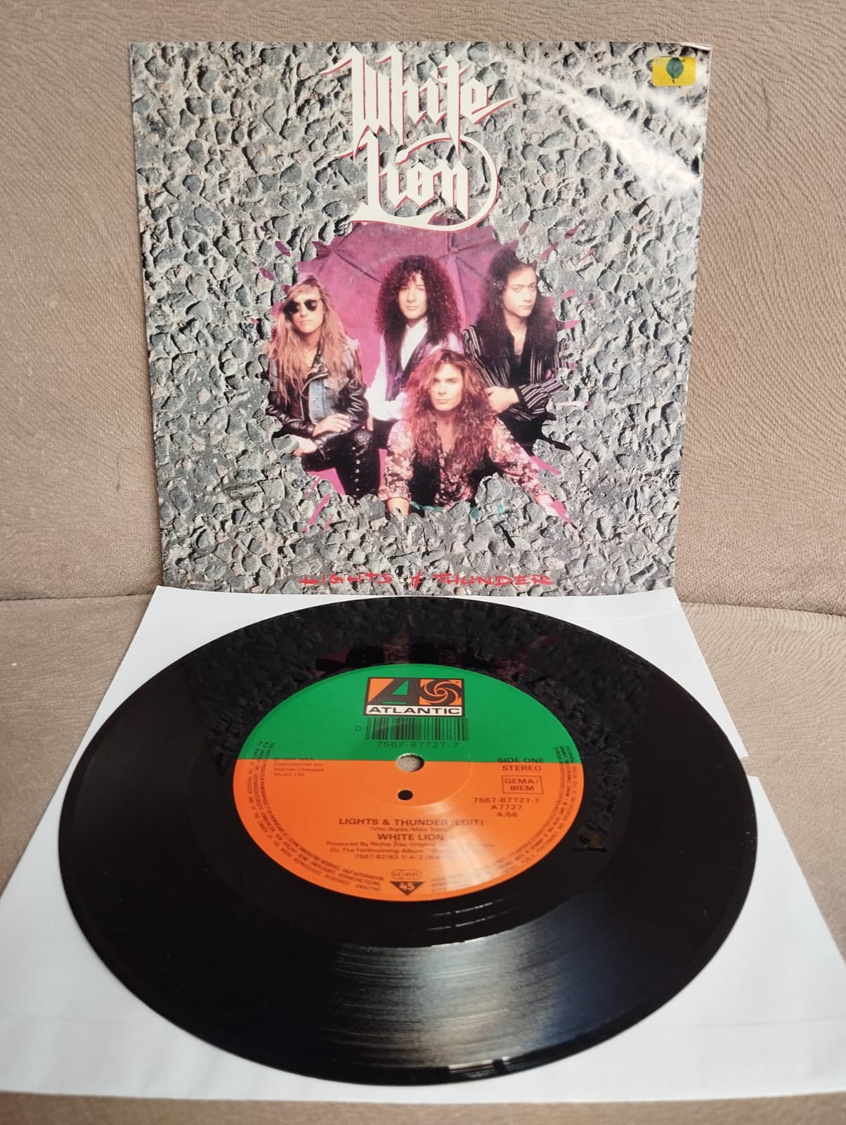 White Lion – Lights & Thunder - 1991 Almanya Basım 45 lik Plak