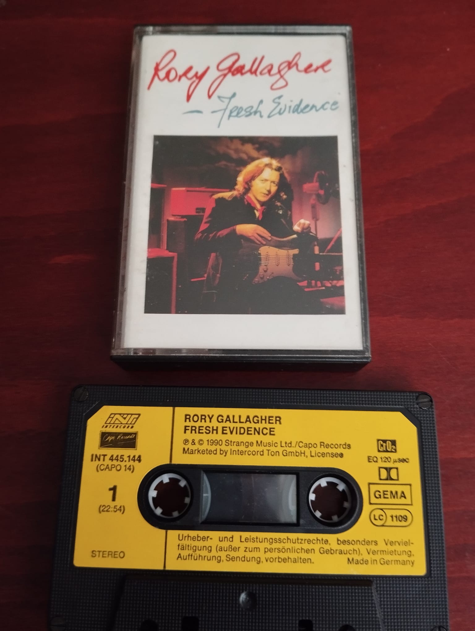 Rory Gallagher ‎– Fresh Evidence  -  1990 Almanya Basım  Kaset Albüm-2.el