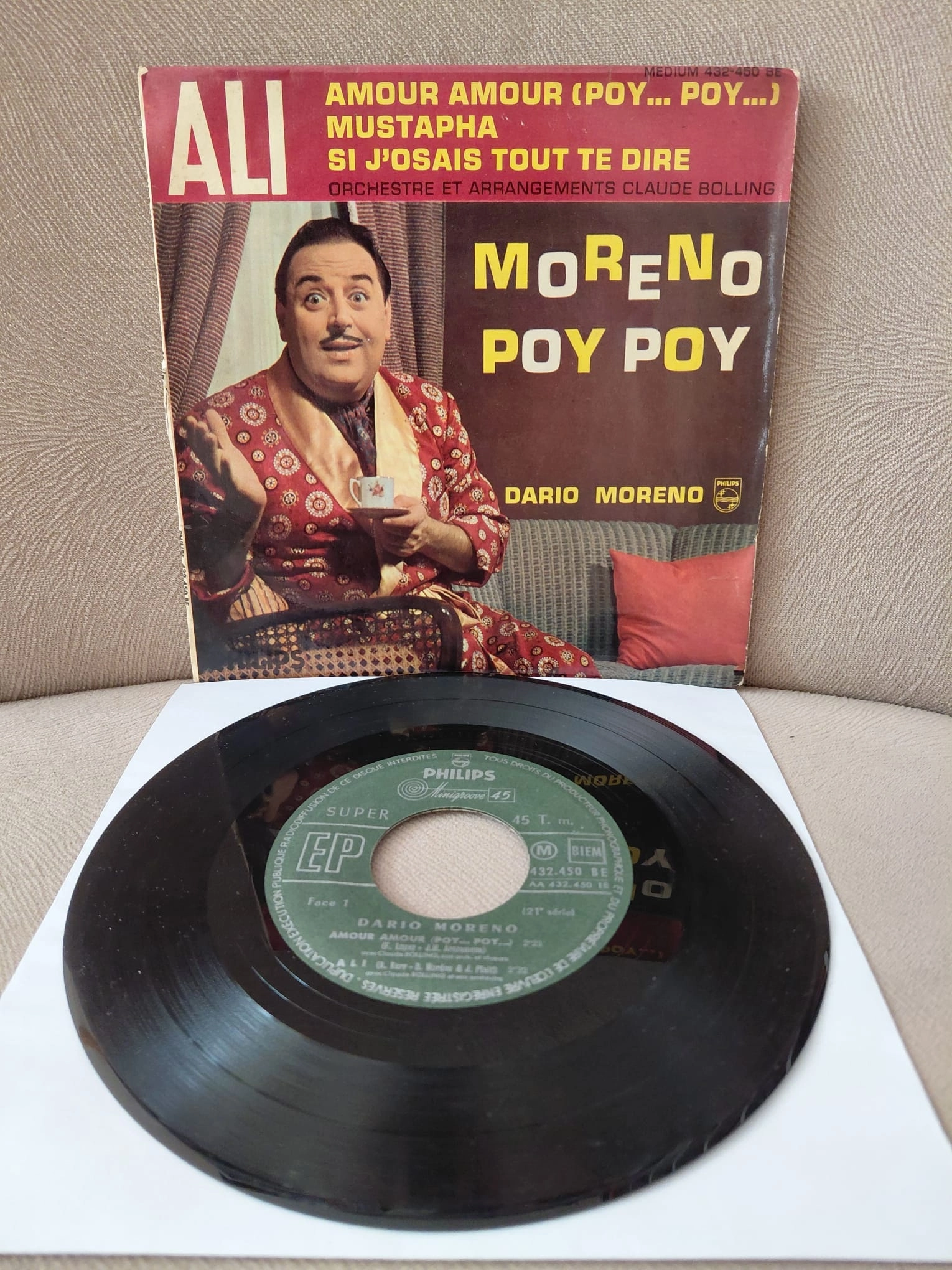 Dario Moreno  –  Amour Amour (Poy...Poy)  -  1960  Fransa Basım  EP Plak