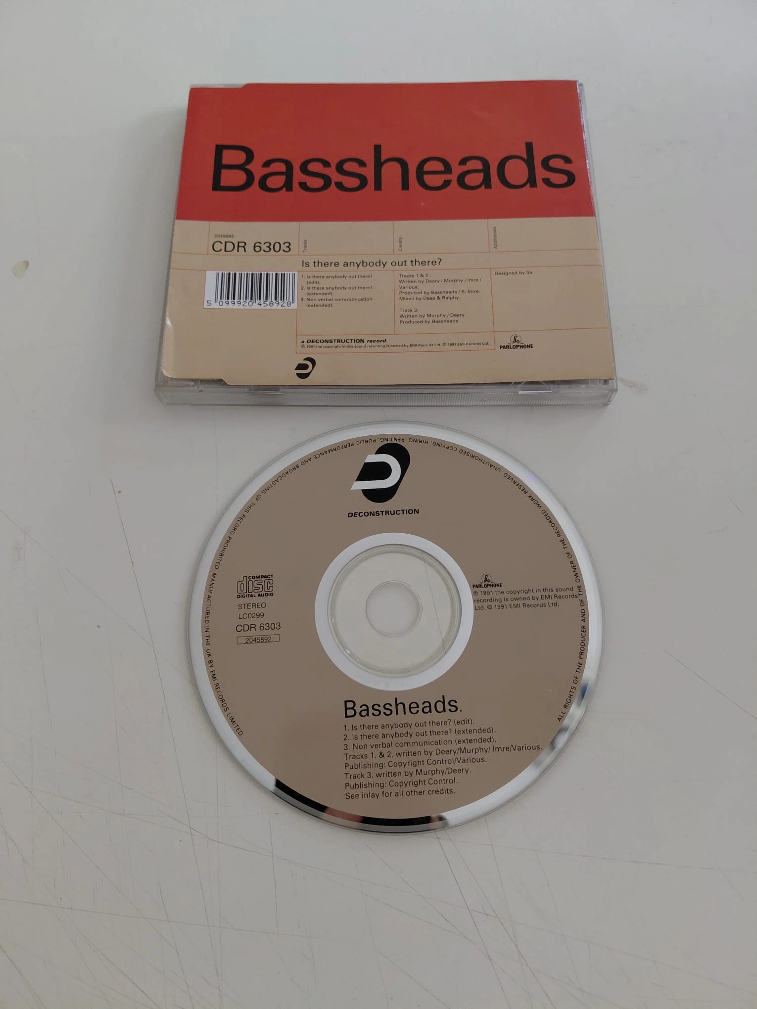 Bassheads – Is There Anybody Out There?  – 1991 İngiltere Basım - CD, Single-2.el