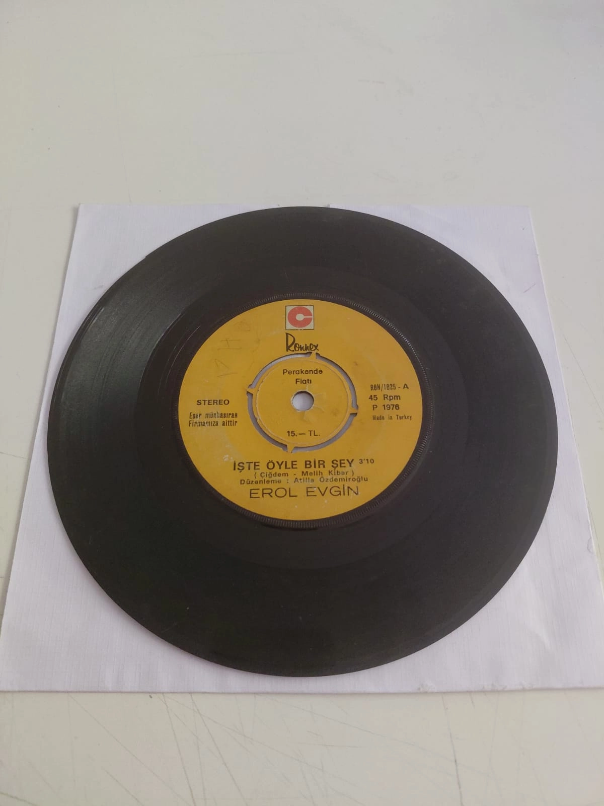 Erol Evgin – İşte Öyle Bir Şey / Sevdan Olmasa - 1976  Türkiye Basım 45’lik Plak -2.el