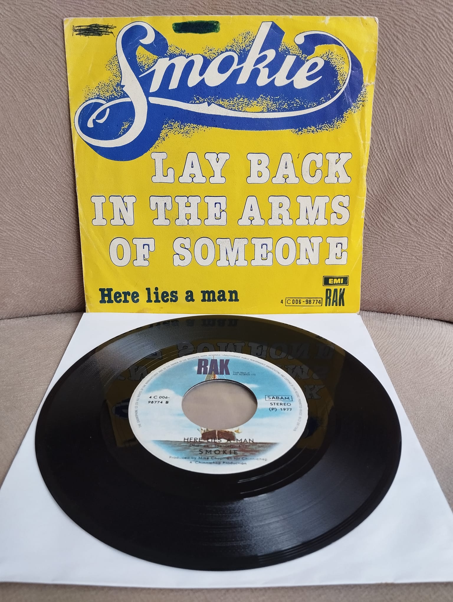 SMOKIE  – Lay Back In The Arms Of Someone - 1983 İngiltere Basım 45lik Plak-2.el