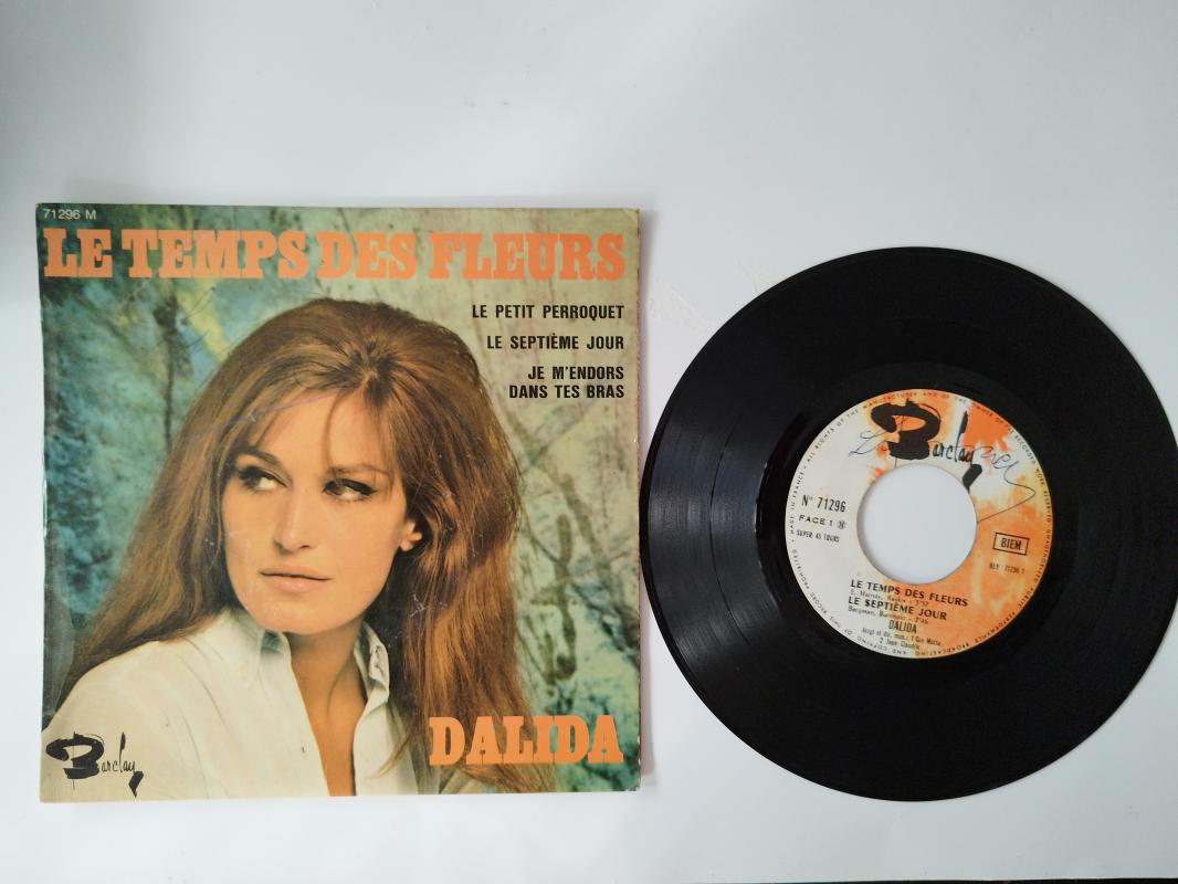 Dalida – Le Temps Des Fleurs -4PARÇALIK EP PLAK-19628FRANSA BASIM 45 LİK PLAK