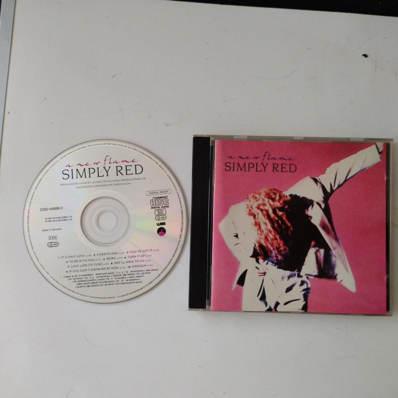 Simply Red / A New Flame - 1989 Almanya Basım - 2. El CD Albüm