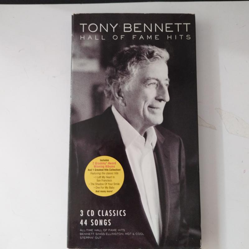 Tony Bennett ‎–  Hall Of Fame Hits  - 2006 Amerika  Basım 2. El  3XCD  Albüm