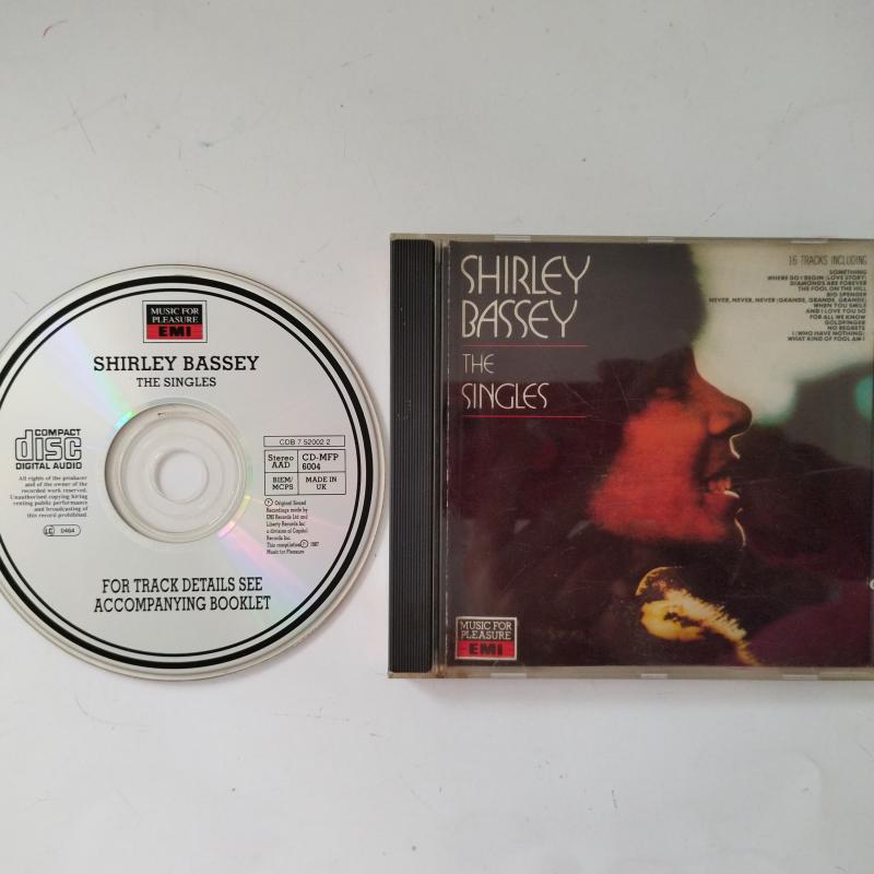 Shirley Bassey – The Singles – 1988 Avrupa Basım - 2. El CD Albüm