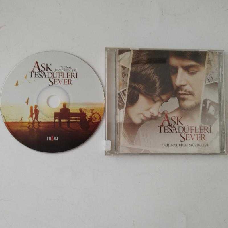 Aşk Tesadüfleri Sever / Soundtrack - 2011 Türkiye Basım - 2. El CD Albüm