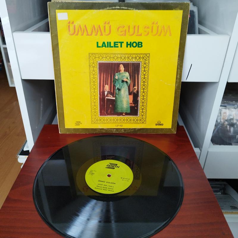 Ümmü Gulsüm  /  Lailet Hob  /   -  1979 Türkiye Dönem Basım Albüm - 33 lük LP Plak