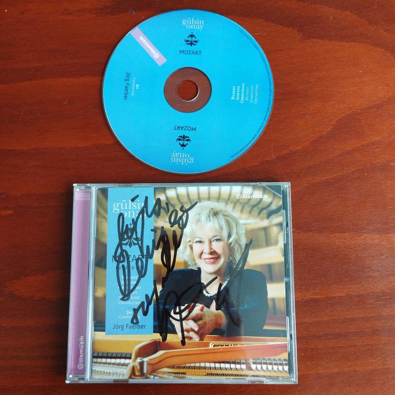 Gülsin Onay / Mozart -  Türkiye Basım -  2.El CD  Albüm - İmzalıdır.