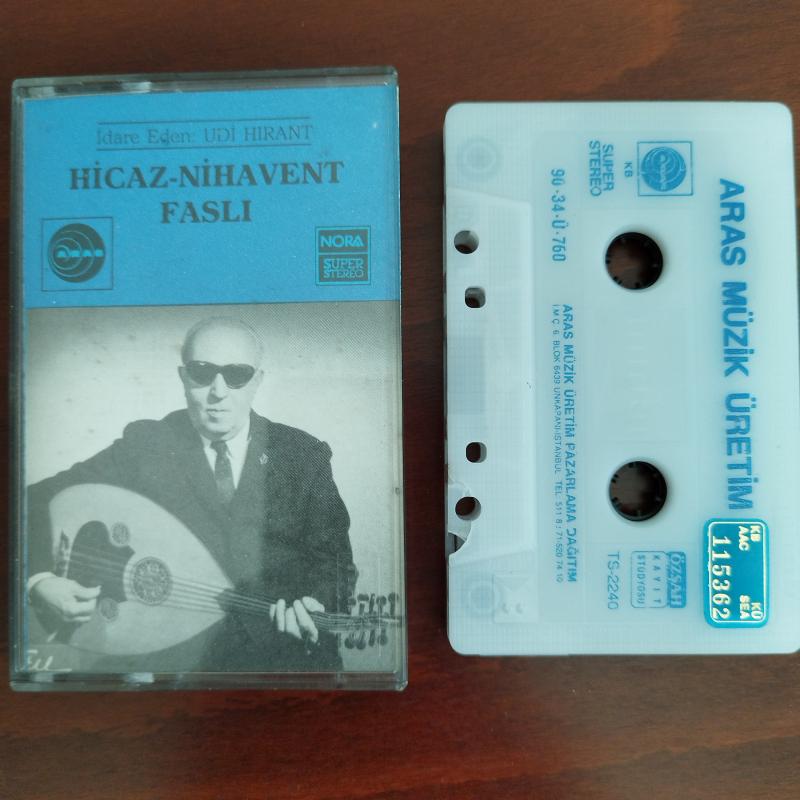 Hicaz - Nihavent Faslı (İdare Eden: Udi Hrant) - 1990 Türkiye Basım 2. El Kaset