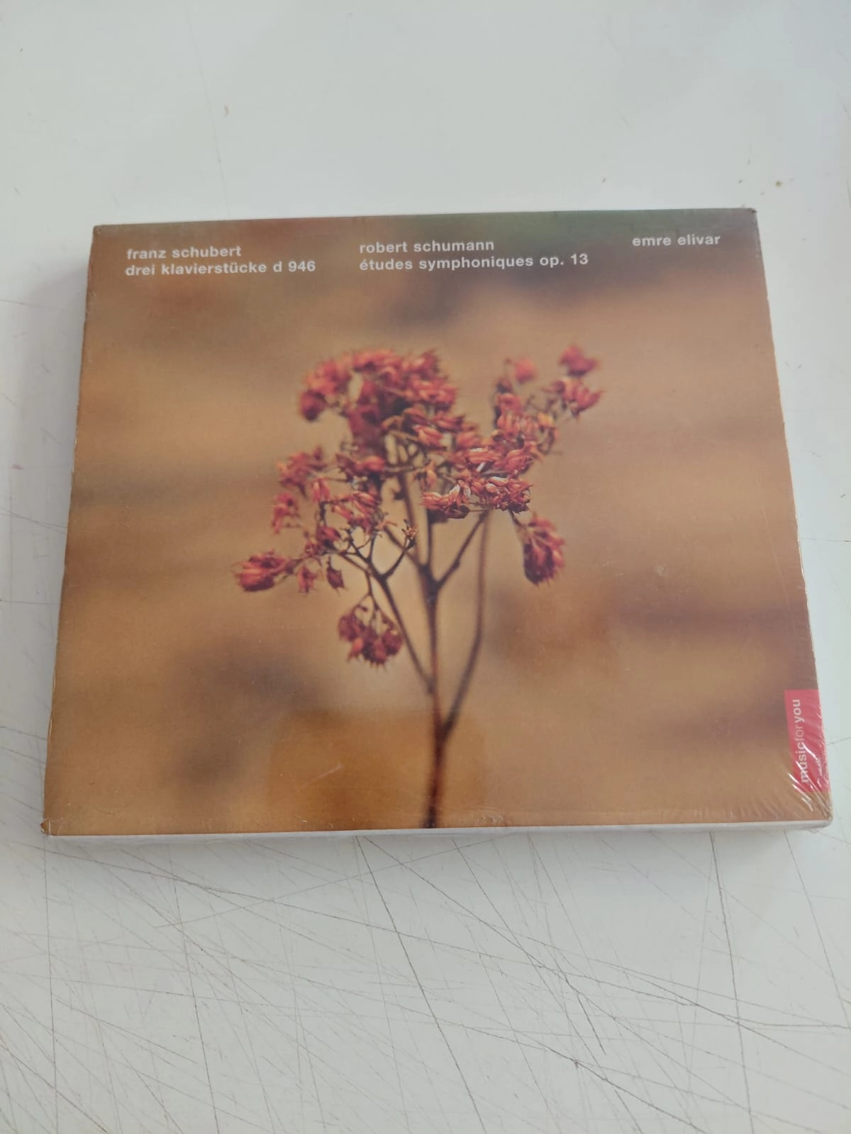 Fransz Schubert / Robert Schumann - Emre Elivar -  2009 Avrupa Basım  CD/Açılmamış Ambalajlı