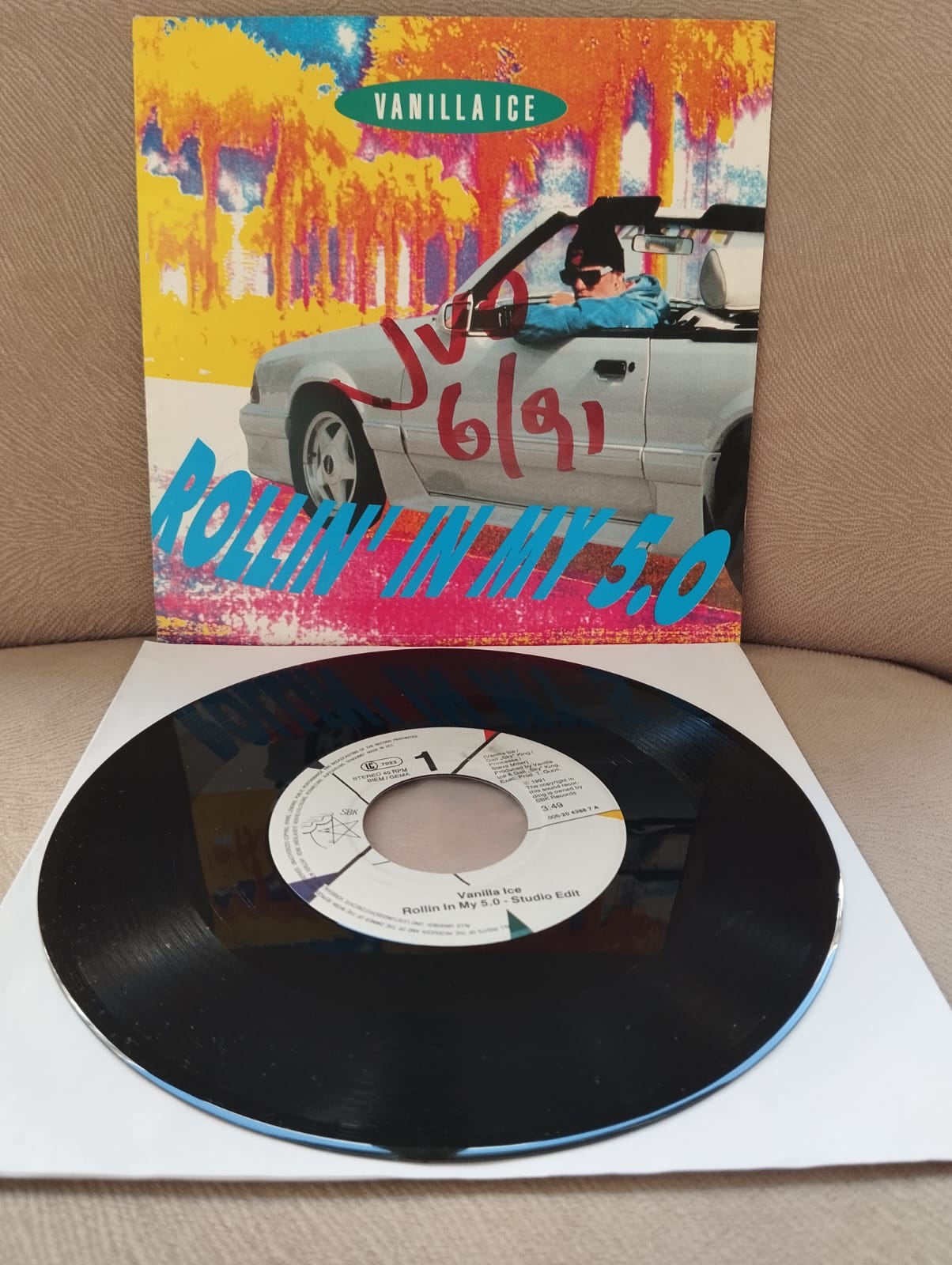 Vanilla Ice – Rollin’ In My 5.0 - 1991 Almanya Basım 45 LİK PLAK-2.EL