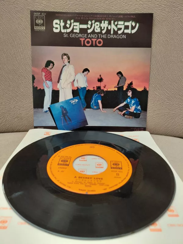 TOTO  - St. George And The Dragon  - 1979  Japonya Basım 45lik Plak-2.el