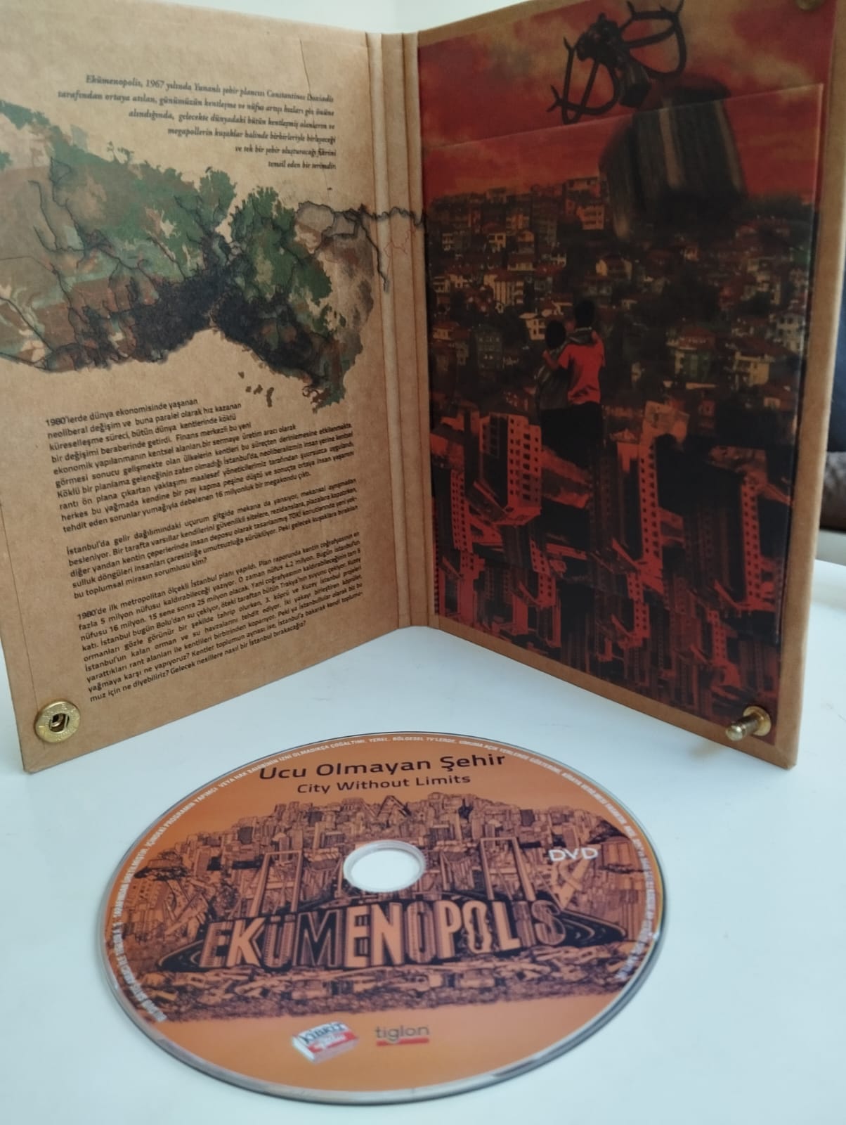Ucu Olmayan Şehir / City Without Limits - 2. El  DVD Film