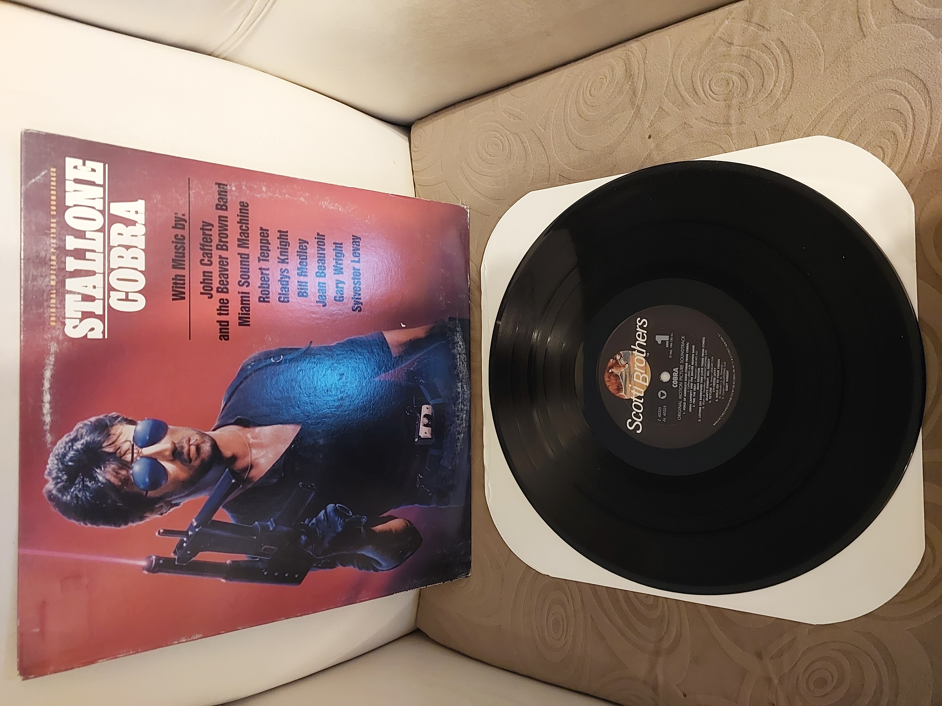 Cobra (Original Motion Picture Soundtrack) - 1986 USA Basım - 33 lük LP Plak Albüm