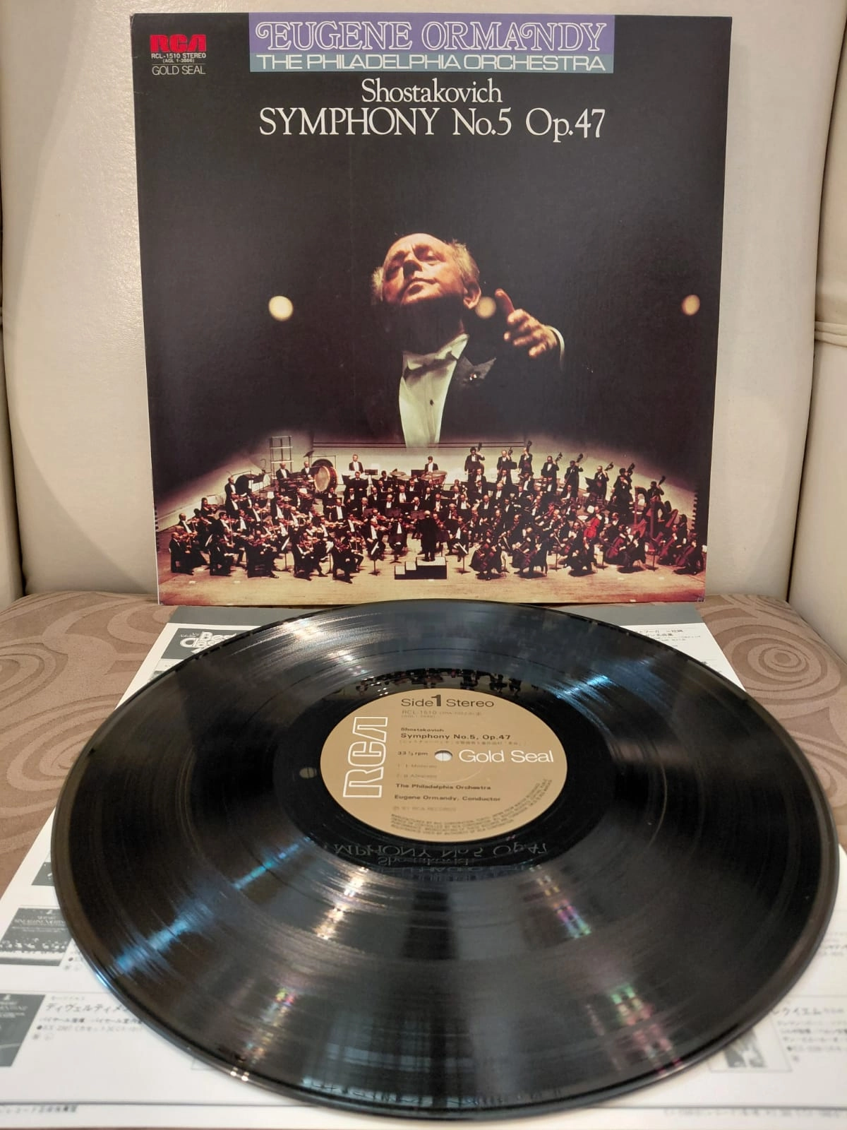 Eugene Ormandy  – Shostakovich - No.5 Op.47 - 1981 Japonya Basım LP Plak Albüm - Obi’li-2.El