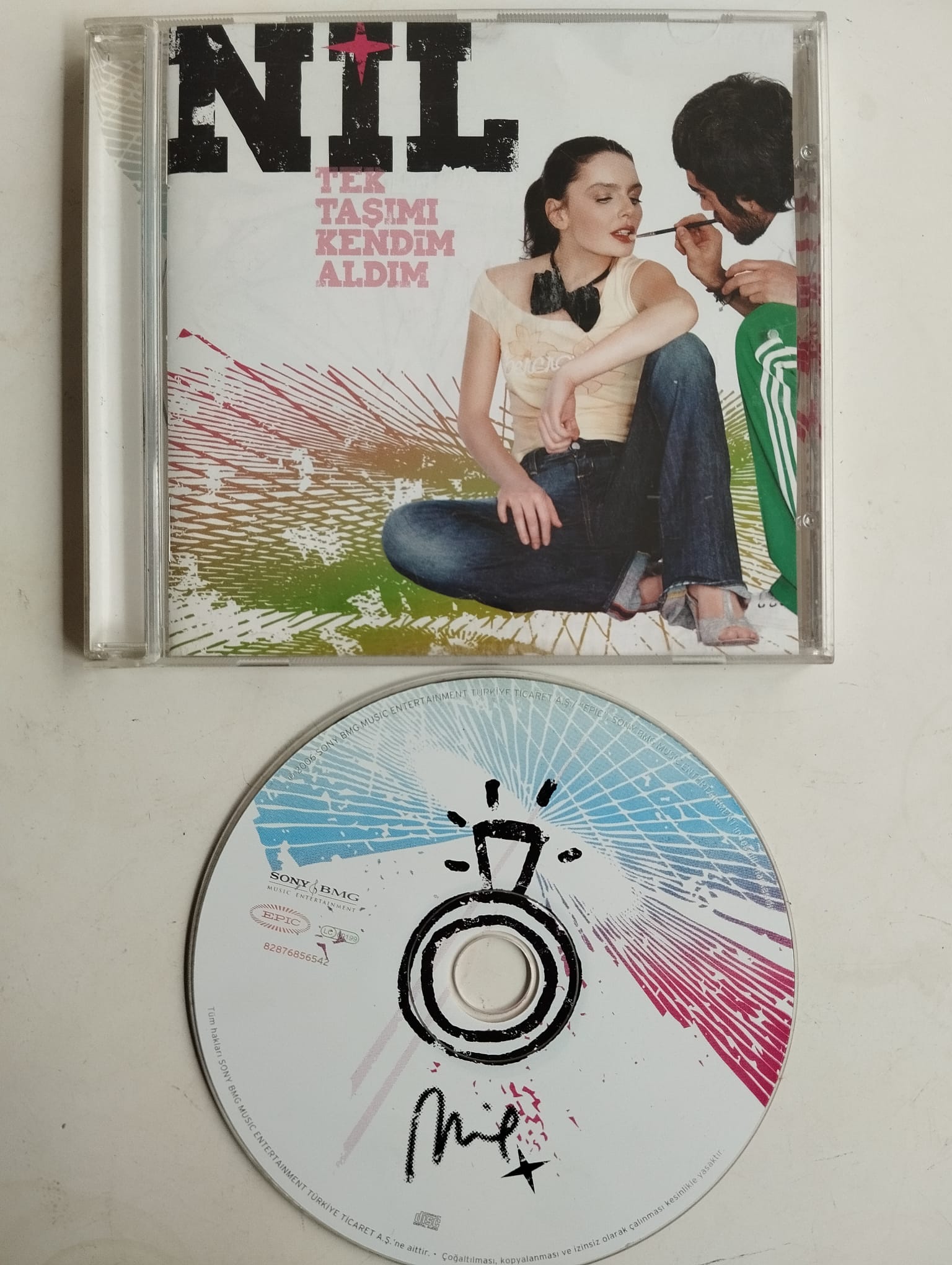 Nil Karaibrahimgil – Tek Taşımı Kendim Aldım - 2006 Türkiye Basım 2. El CD Albüm