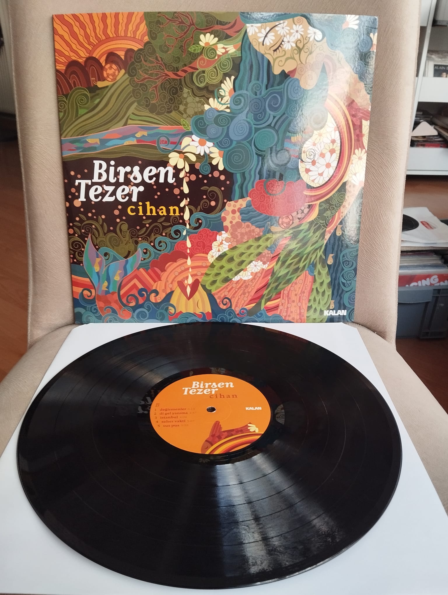 Birsen Tezer – Cihan - 2014 Türkiye Basım 33’lük LP Plak
