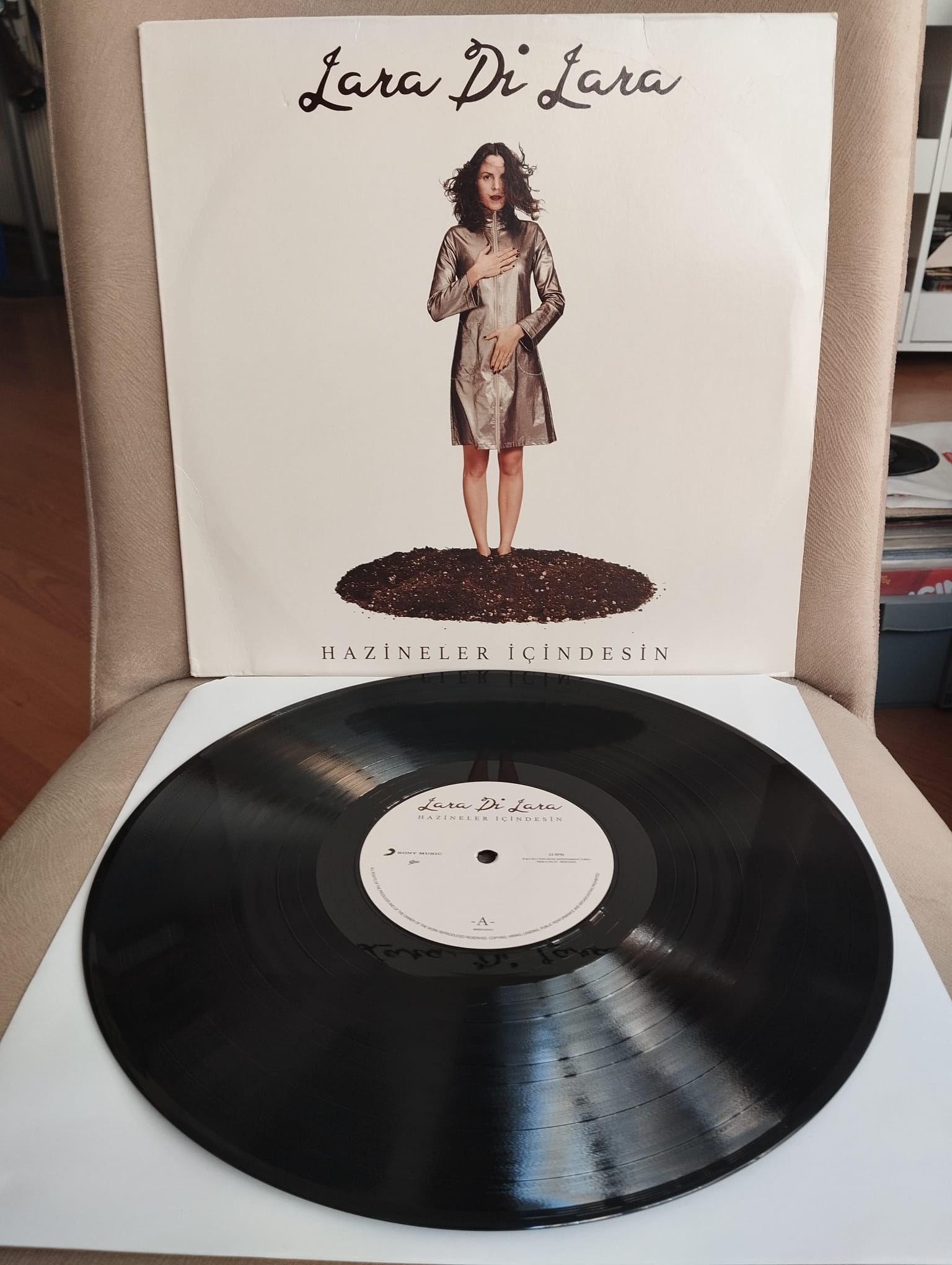 Lara Di Lara – Hazineler İçindesin - 2017 Türkiye Basım 33’lük LP Plak
