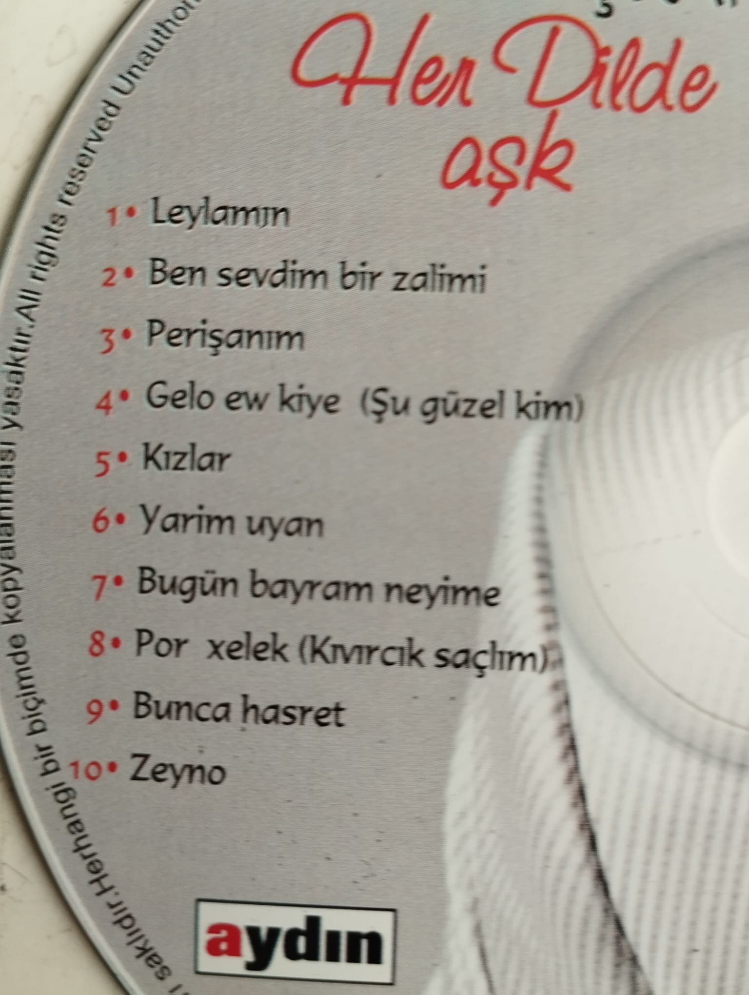 Kenan Uçkan  / Her Dilde Aşk -  Türkiye Basım - 2. El CD Albüm