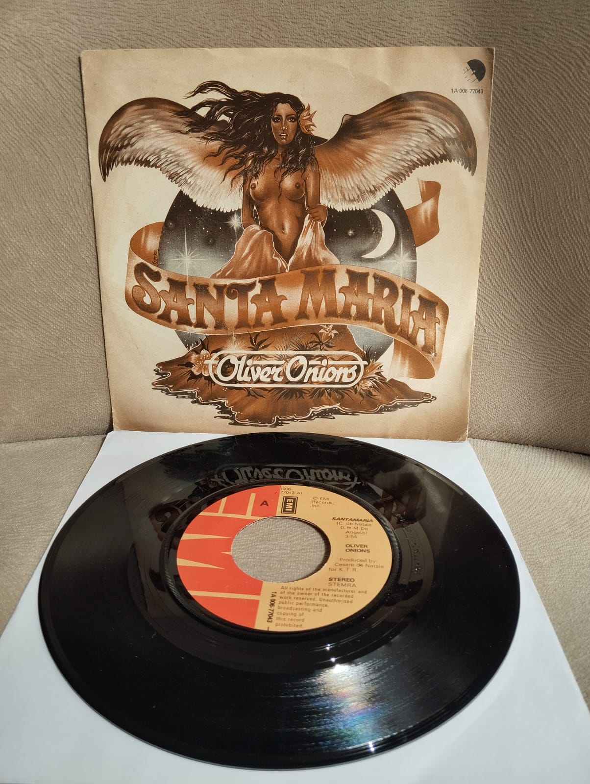 Oliver Onions –  Santa Maria  -  1980 Hollanda Basım  45 lik Plak-2.EL