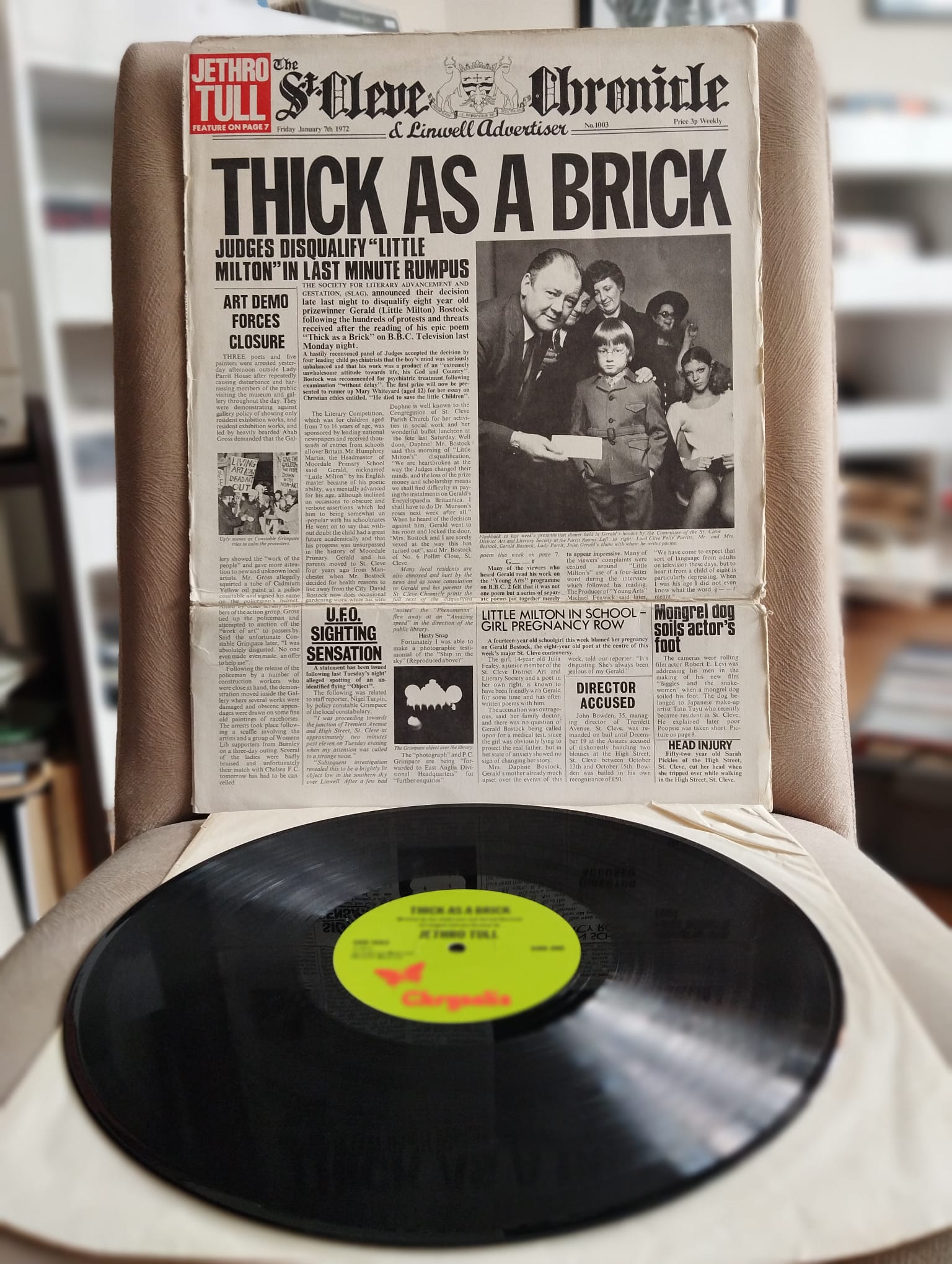 Jethro Tull – Thick As A Brick - 1972 İngiltere Basım Albüm - LP Plak - Gazeteli Kapak