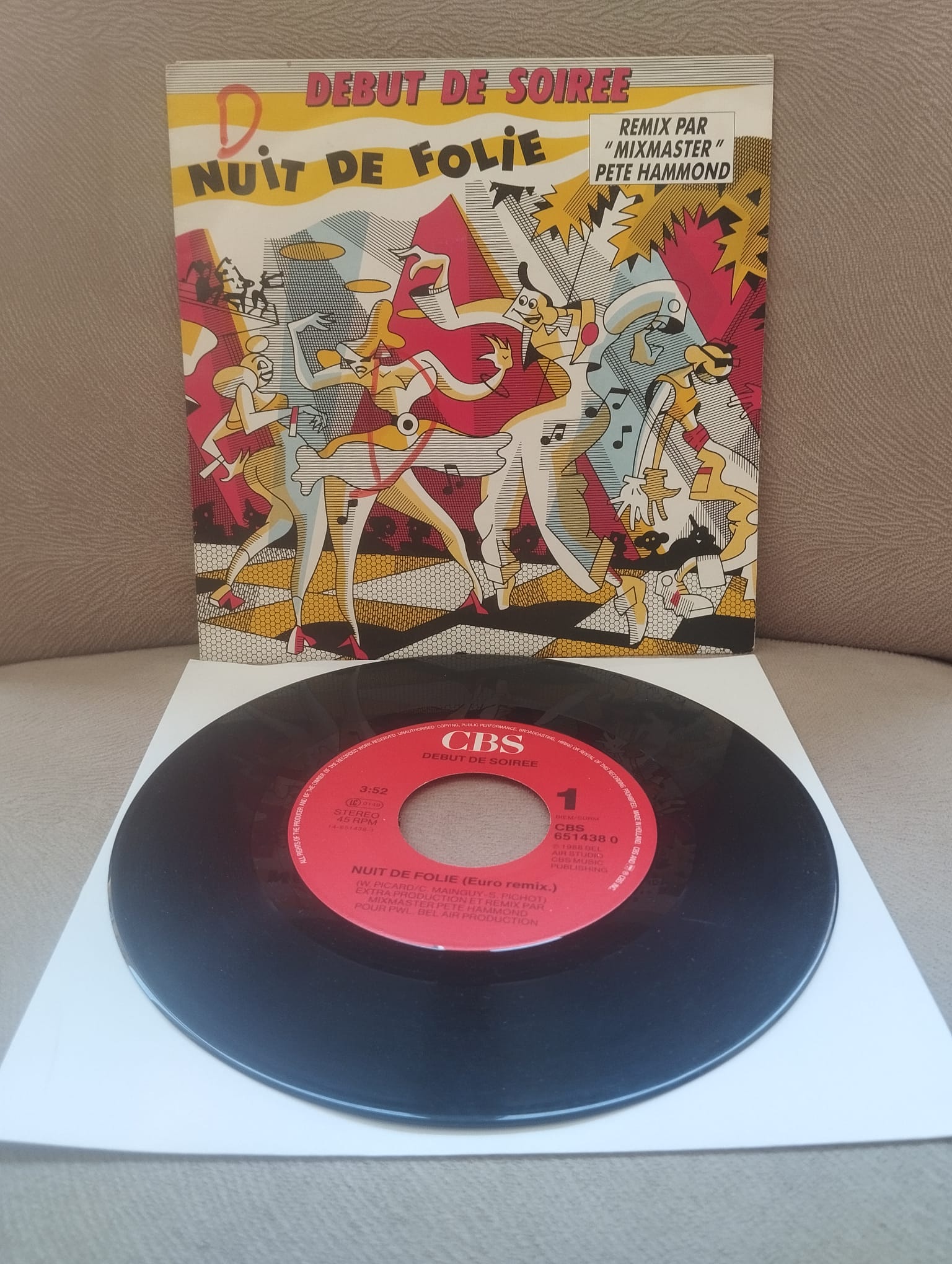 Debut De Soiree – Nuit De Folie (Remix ) - 1988 Hollanda Basım 45’lik Plak