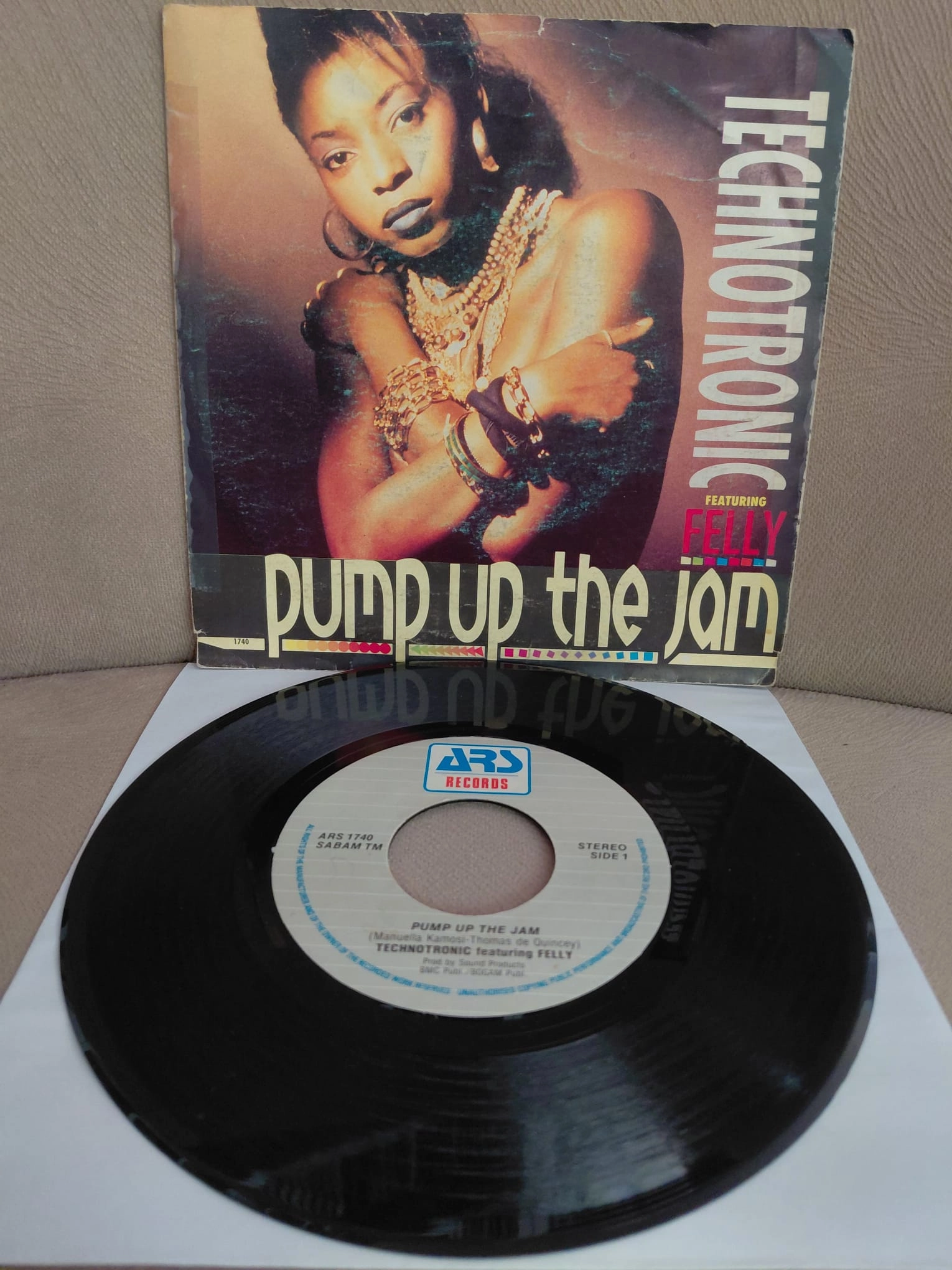 Technotronic Featuring Felly  – Pump Up The Jam  - 1989  Belçika Basım 45’lik  Plak