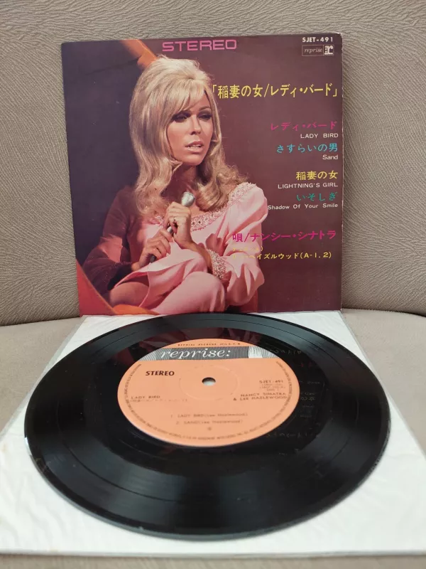 Nancy Sinatra / Lee Hazlewood –  Lightning’s Girl / Lady Bird - 1968 Japonya Basım EP Plak-2.el
