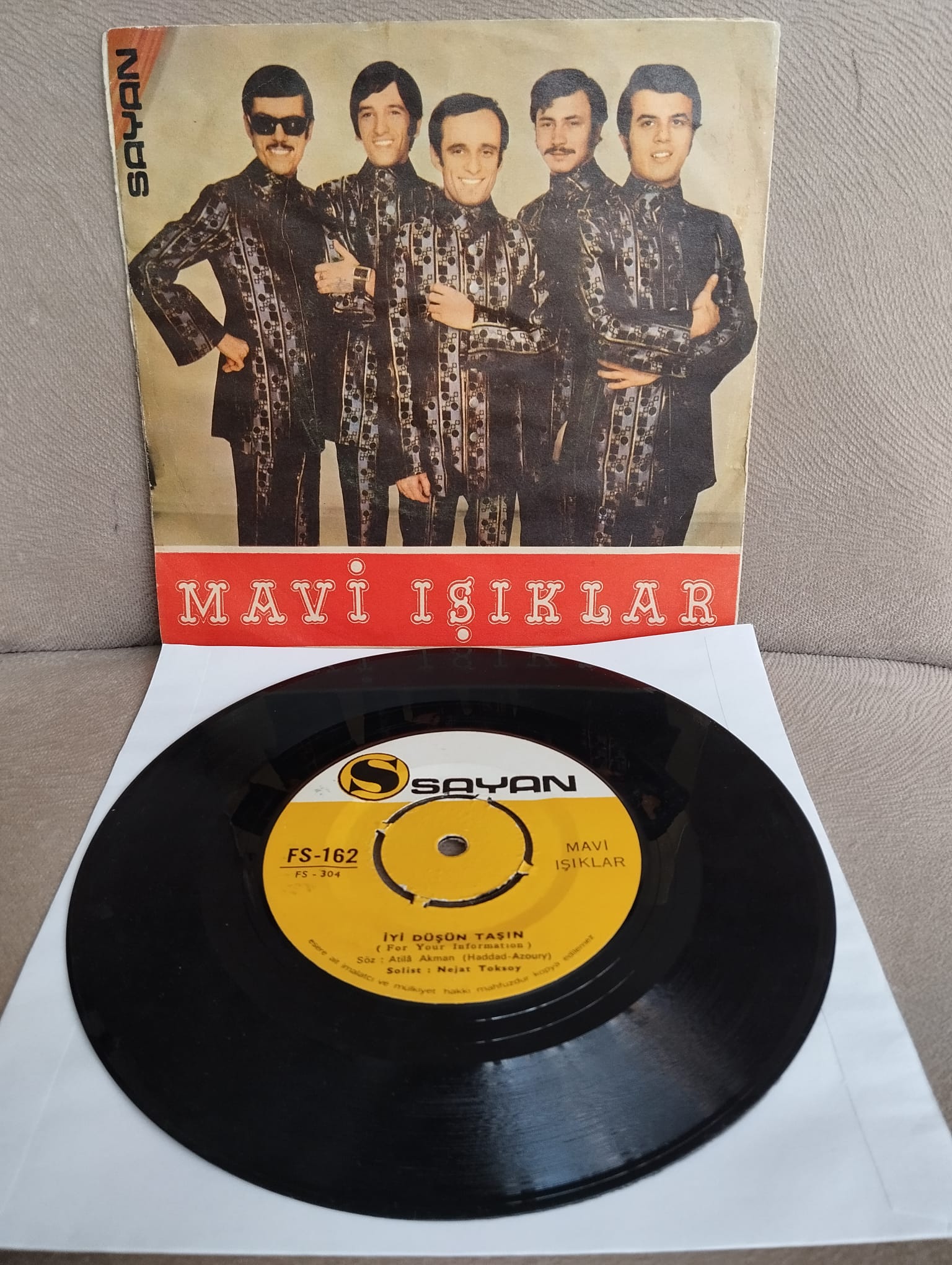 MAVİ IŞIKLAR  – İyi Düşün Taşın / Ain’t That So -  1968Türkiye Basım  45 lik Plak