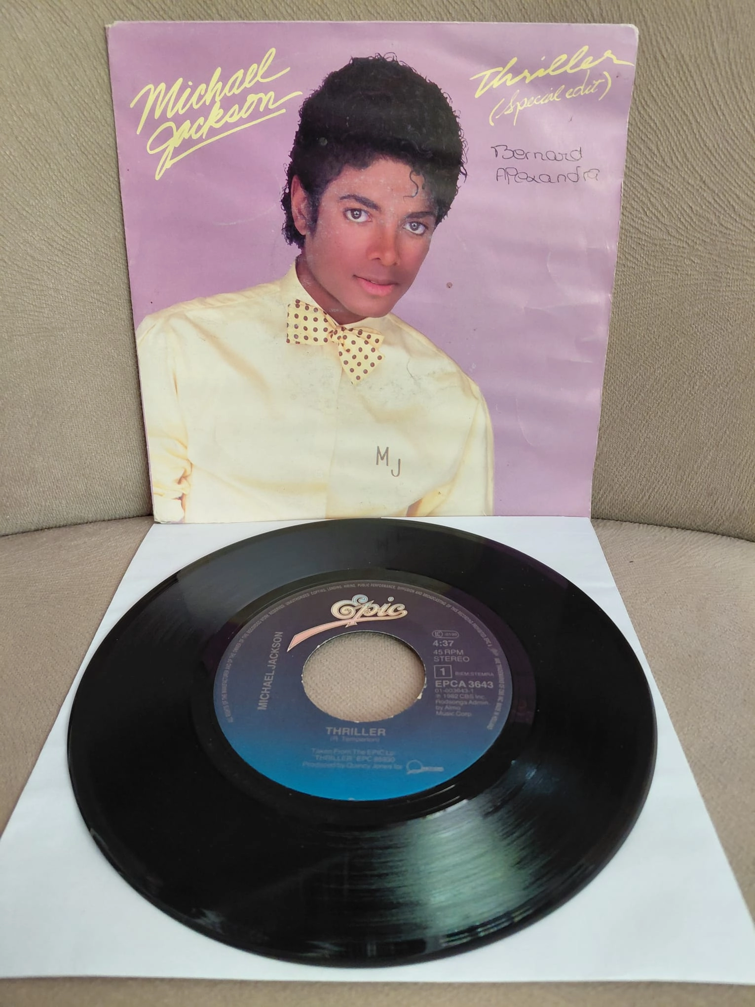 MICHAEL JACKSON - Thriller - 1983 Hollanda Basım 45lik Plak-2.el
