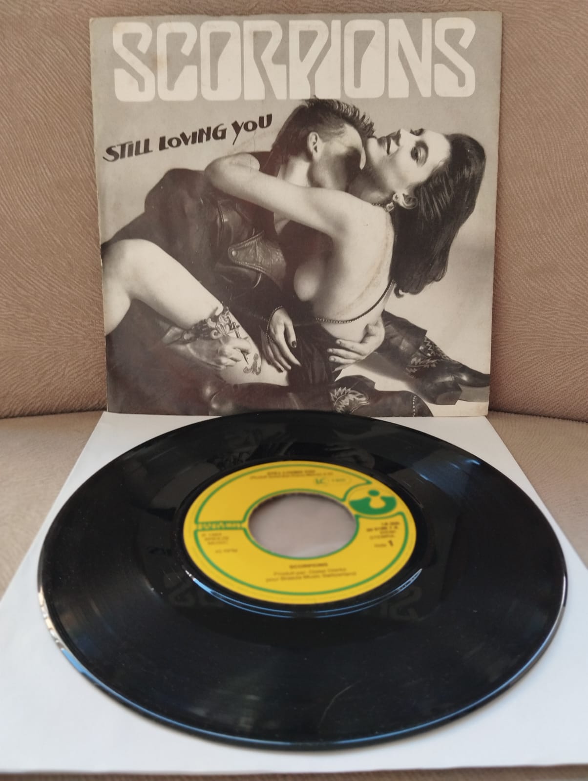 SCORPIONS  - Still Loving You / Holiday - 1987  Hollanda  Basım 45 LİK PLAK-2.el