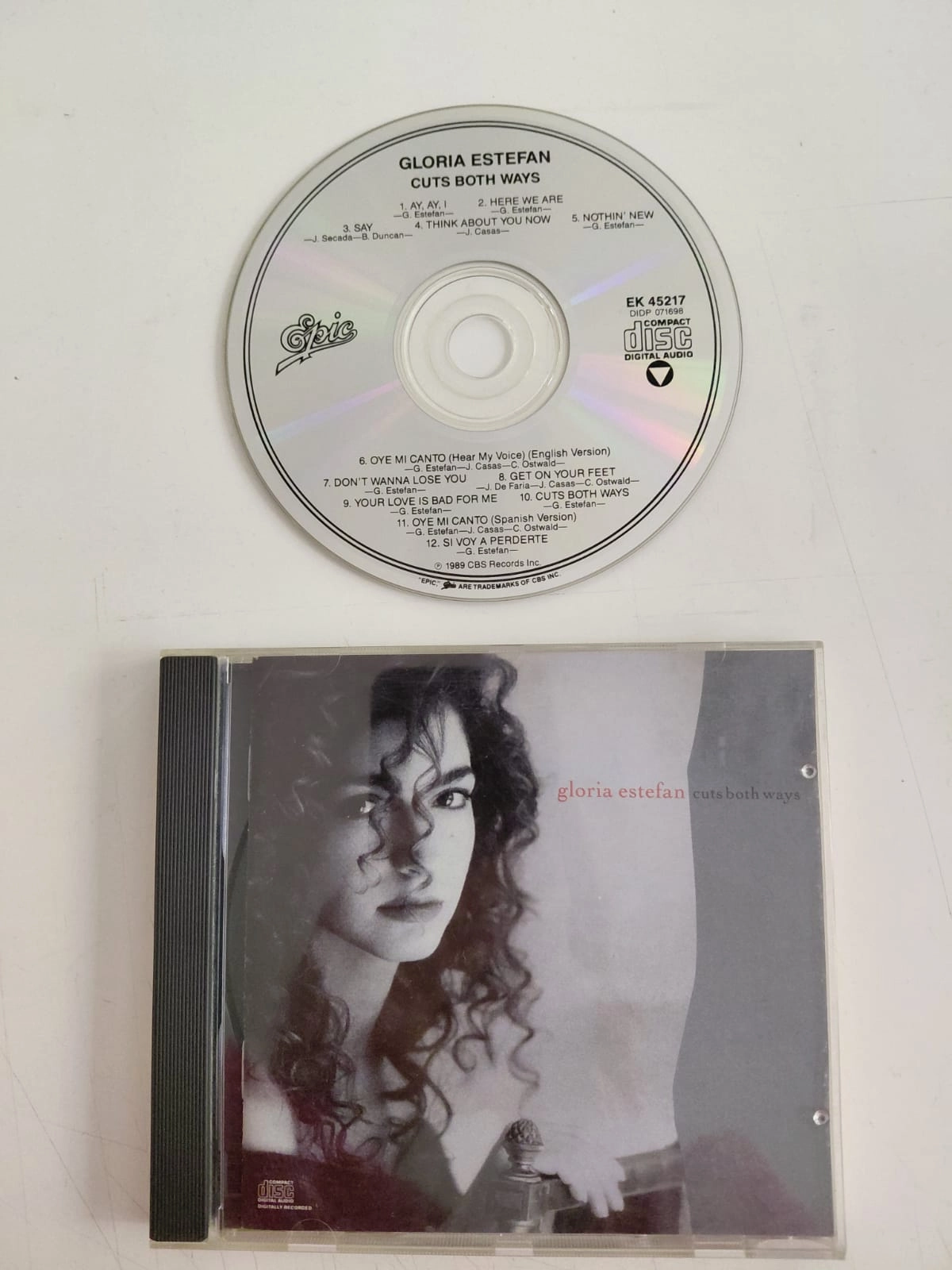 Gloria Estefan –  Cuts Both Ways  - 1989  USA Basım CD Albüm-2.el