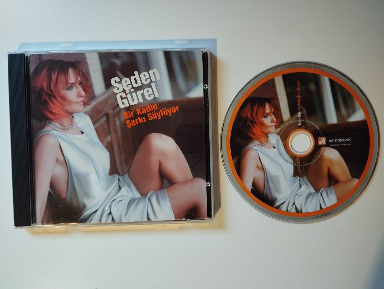 Seden Gürel – Bir Kadın Şarkı Söylüyor - 2004 Türkiye Basım CD Albüm - 2.El