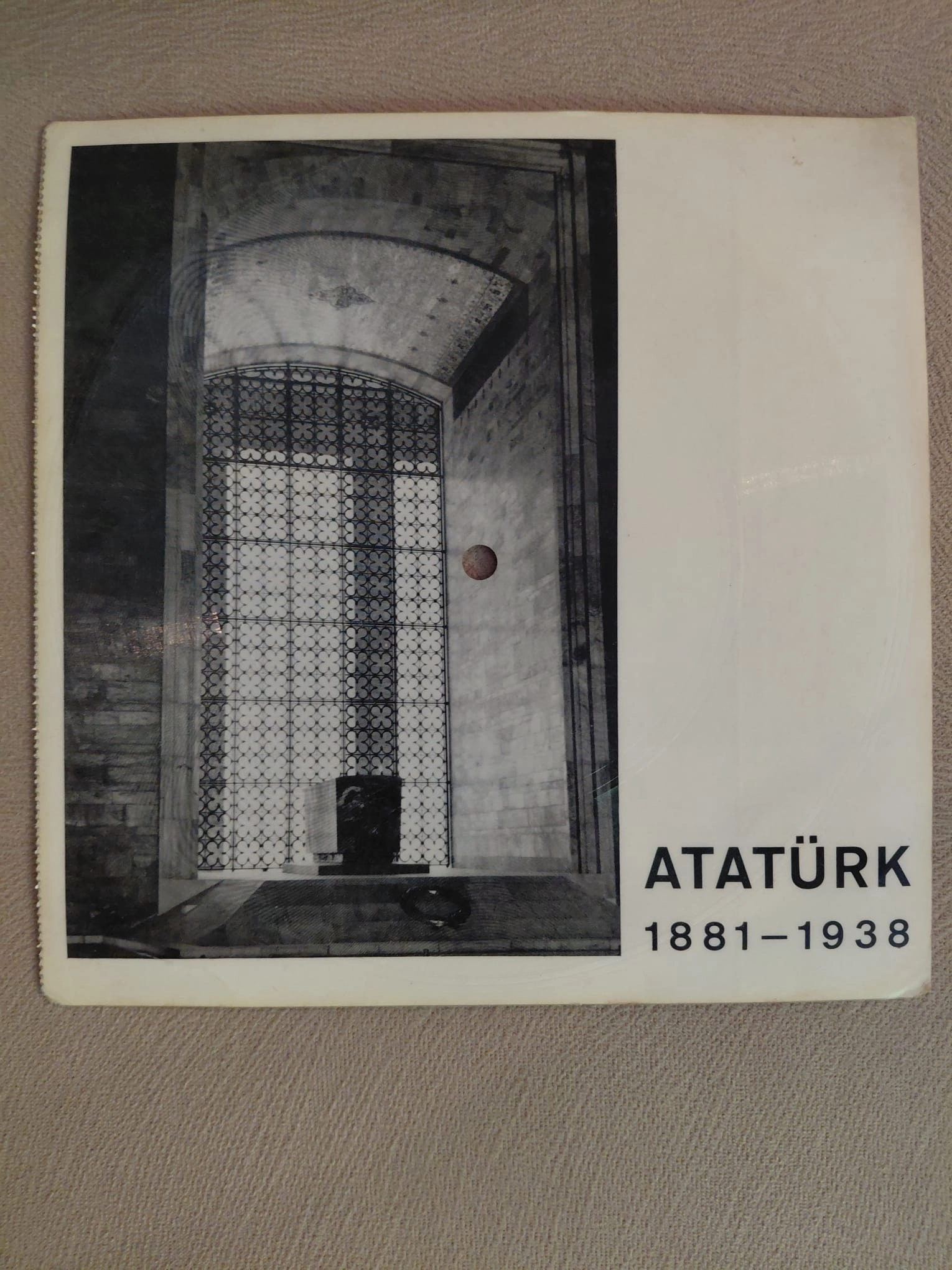 ATATÜRK ( 1881-1938)  –  NADİR  KARTPOSTAL PLAK-2.el