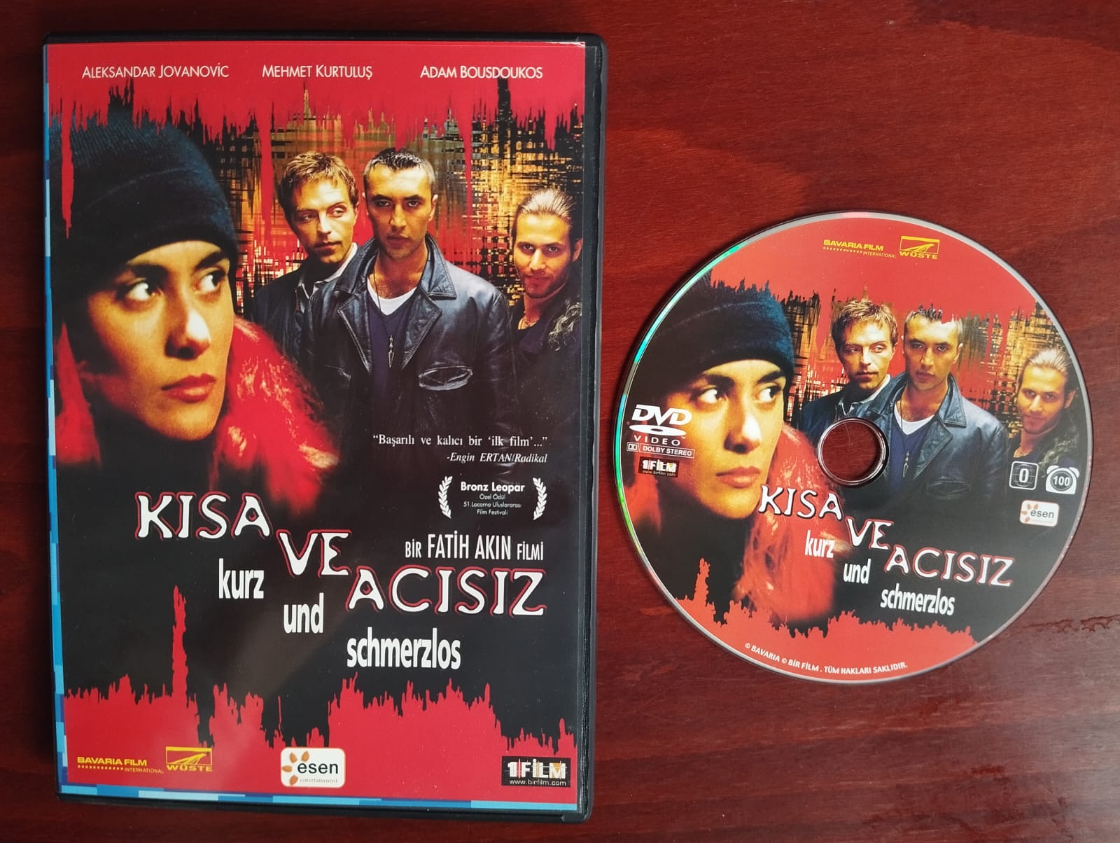 KURZ UND SCHMERZLOS / KISA VE ACISIZ - YÖN: FATİH AKIN   -  DVD Film -2.El