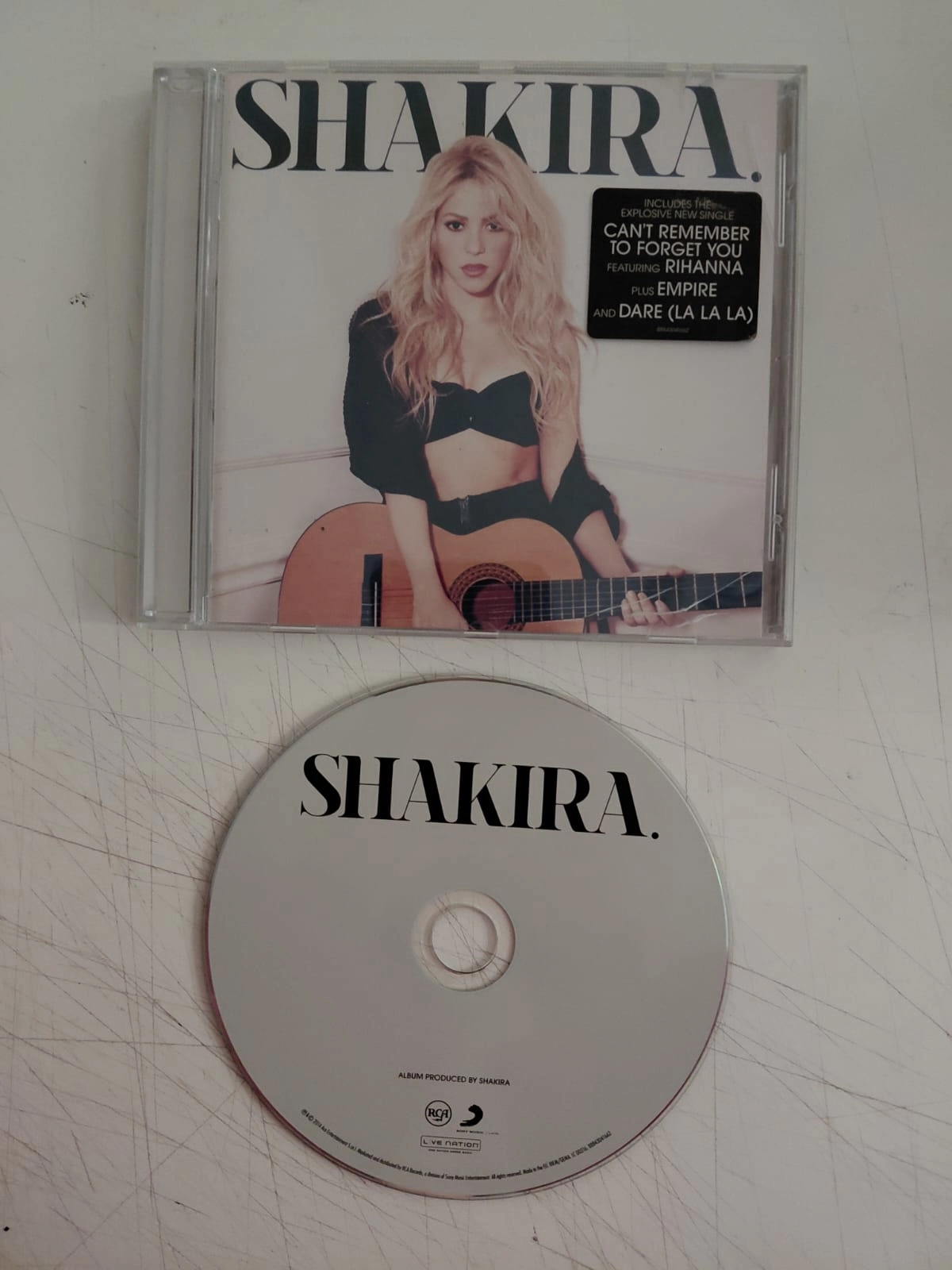 Shakira - Can’t Remember To Forget You - 2014 USA Basım CD Albüm-2.el