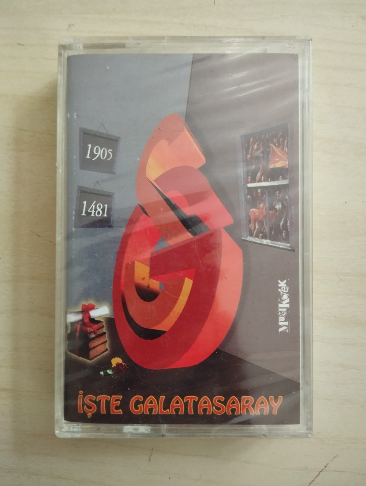 İşte GALATASARAY - 1994 Türkiye Basım Kaset Albüm/Açılmamış Ambalajında
