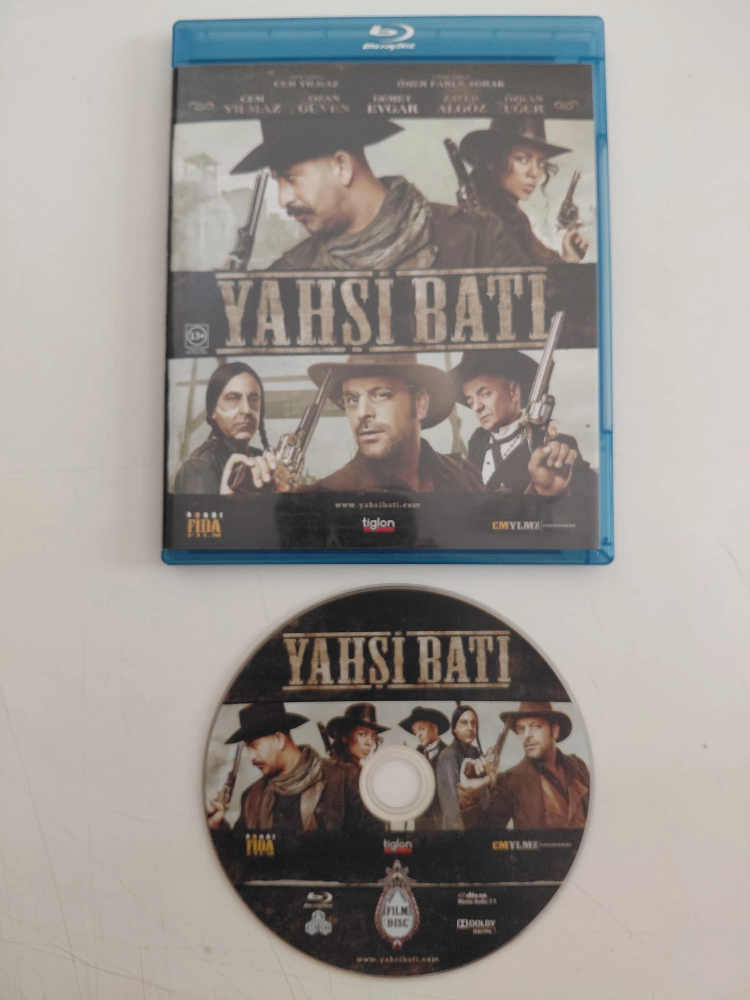 YAHŞİ BATI - Cem Yılmaz /Demet Evgar -  Blu-ray Disc Film -2.el