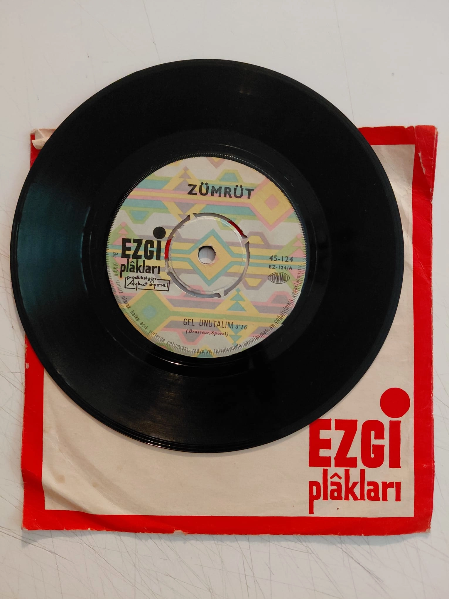 Zümrüt – Siz Erkekler / Gel Unutalım  - 1968  Türkiye Basım 45 Lik Plak-2.el